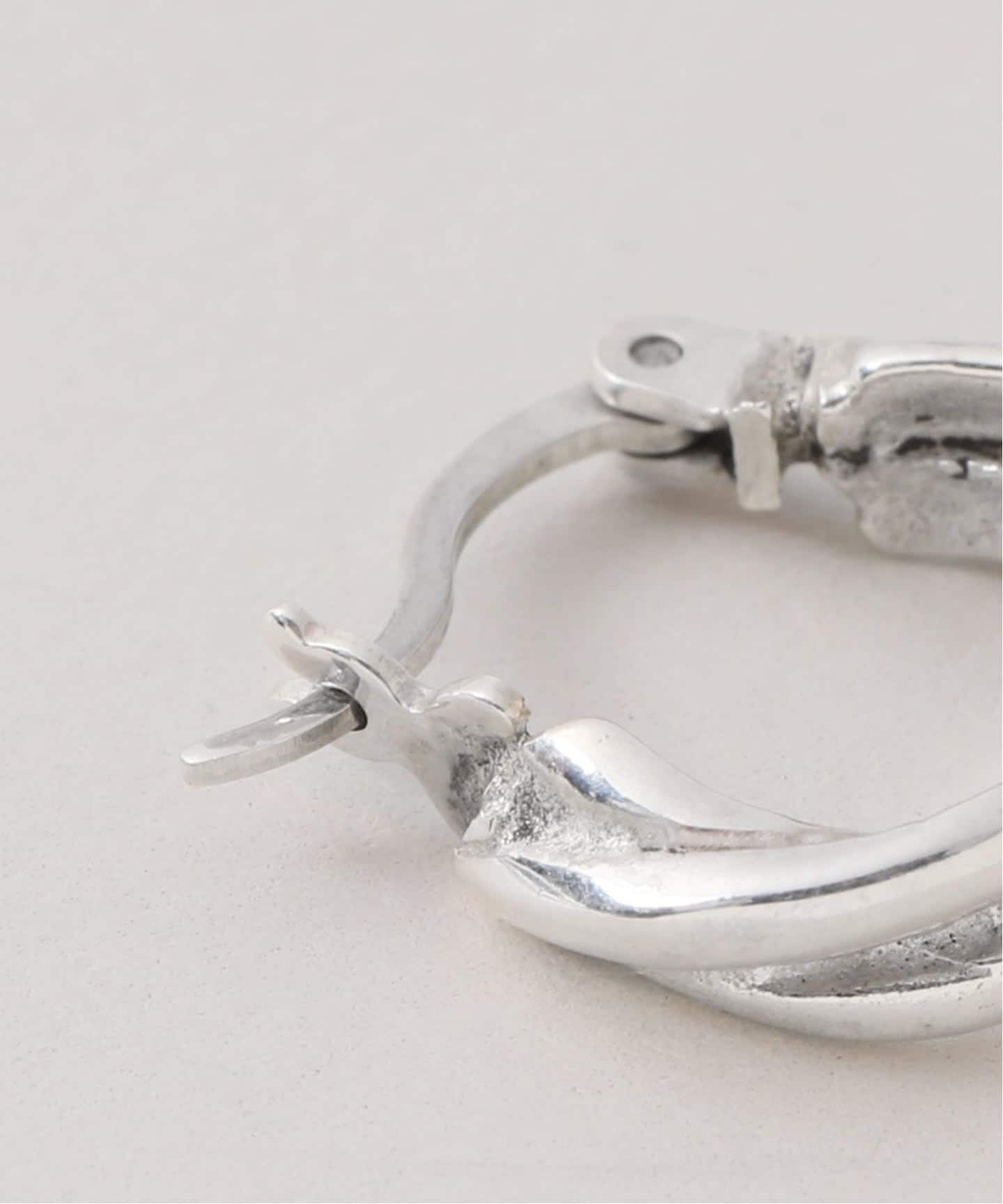 Laver ラバー TWIST ピアス 26SSER01（ピアス（両耳用））｜VERMEIL