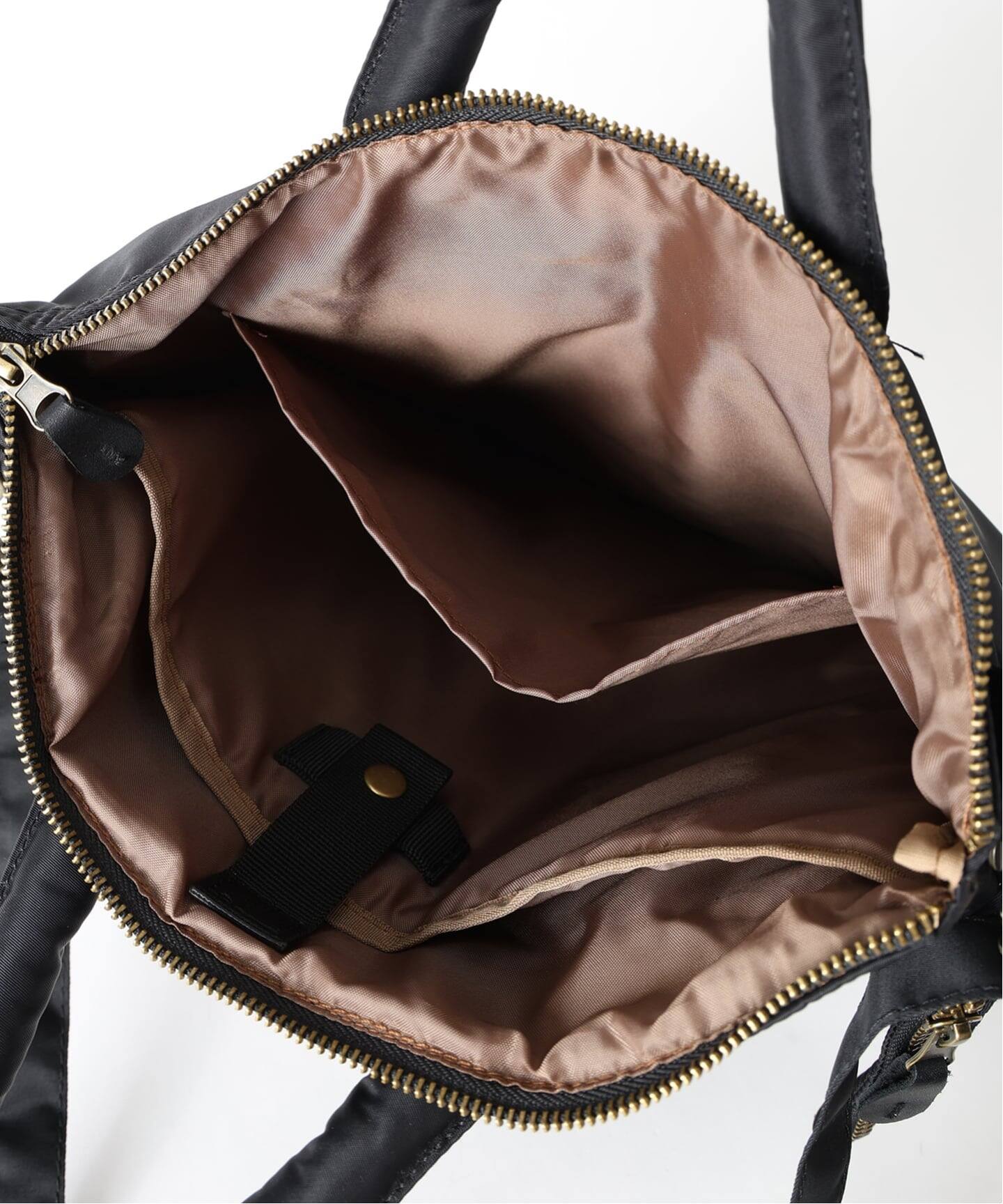 Cozue Ninomiya ex HELMET BAG（トートバッグ）｜OUTDOOR PRODUCTS