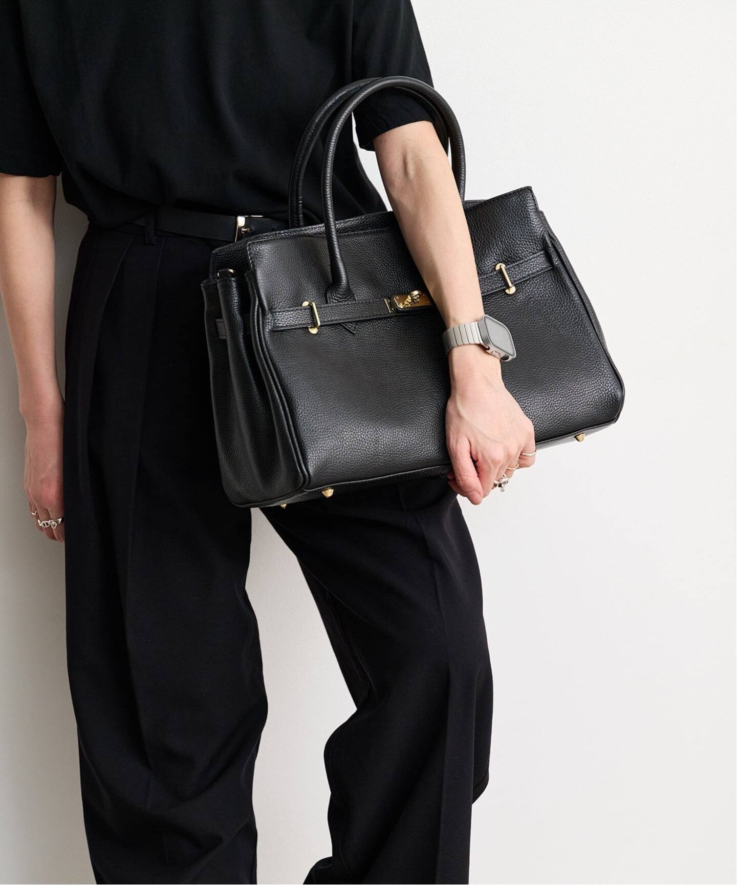 AULENTTI ノットハンドル レザー ハンドバッグ ブラック AULENTTI レザーBAG（トートバッグ）｜BOICE FROM BAYCREW'S（ボイス