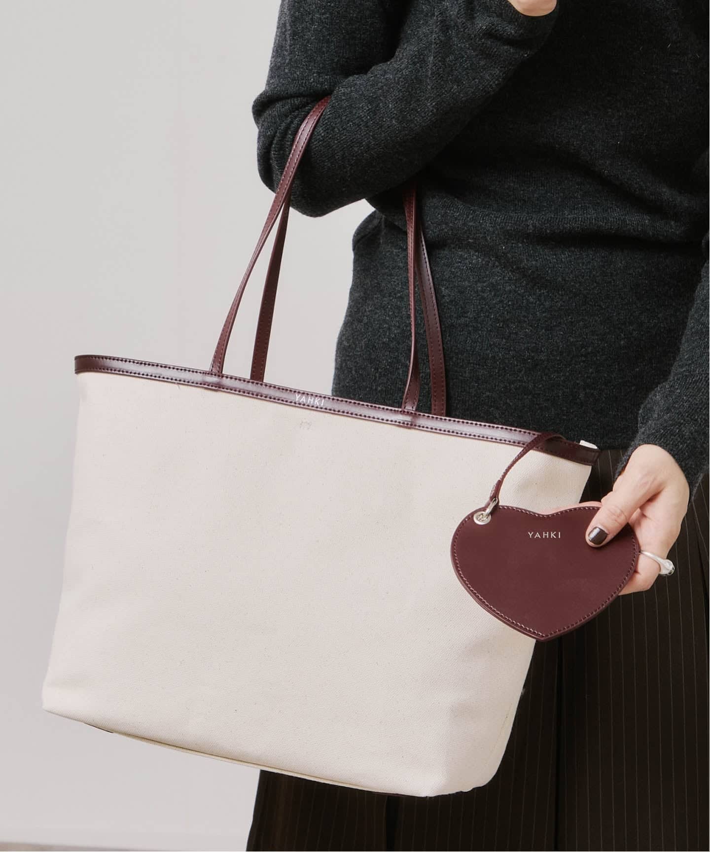 YAHKI ハートチャームツキ CANVASトートバッグ（トートバッグ）｜BOICE