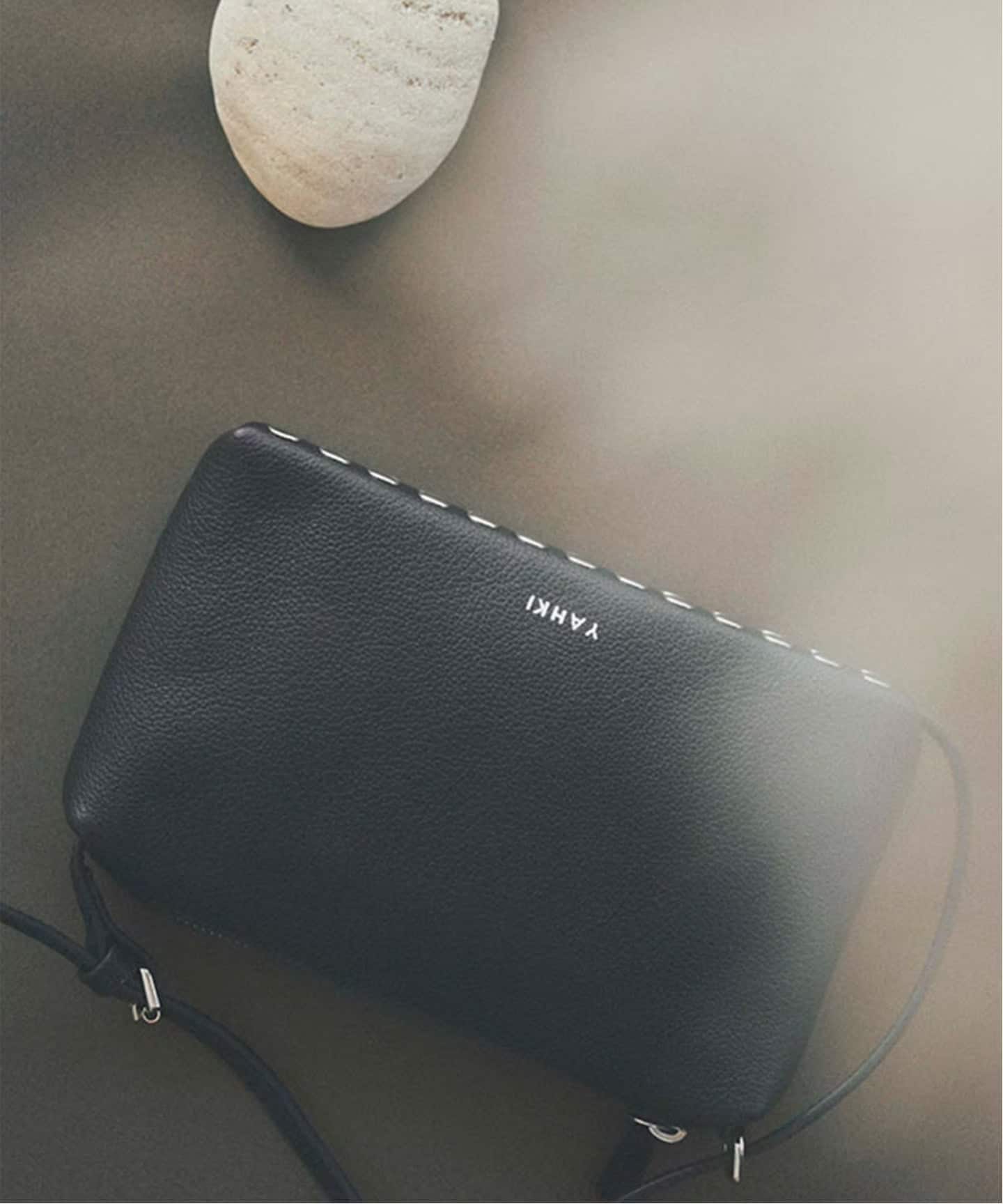 YAHKI LEATHER スタッズショルダーバッグ（ショルダーバッグ）｜BOICE