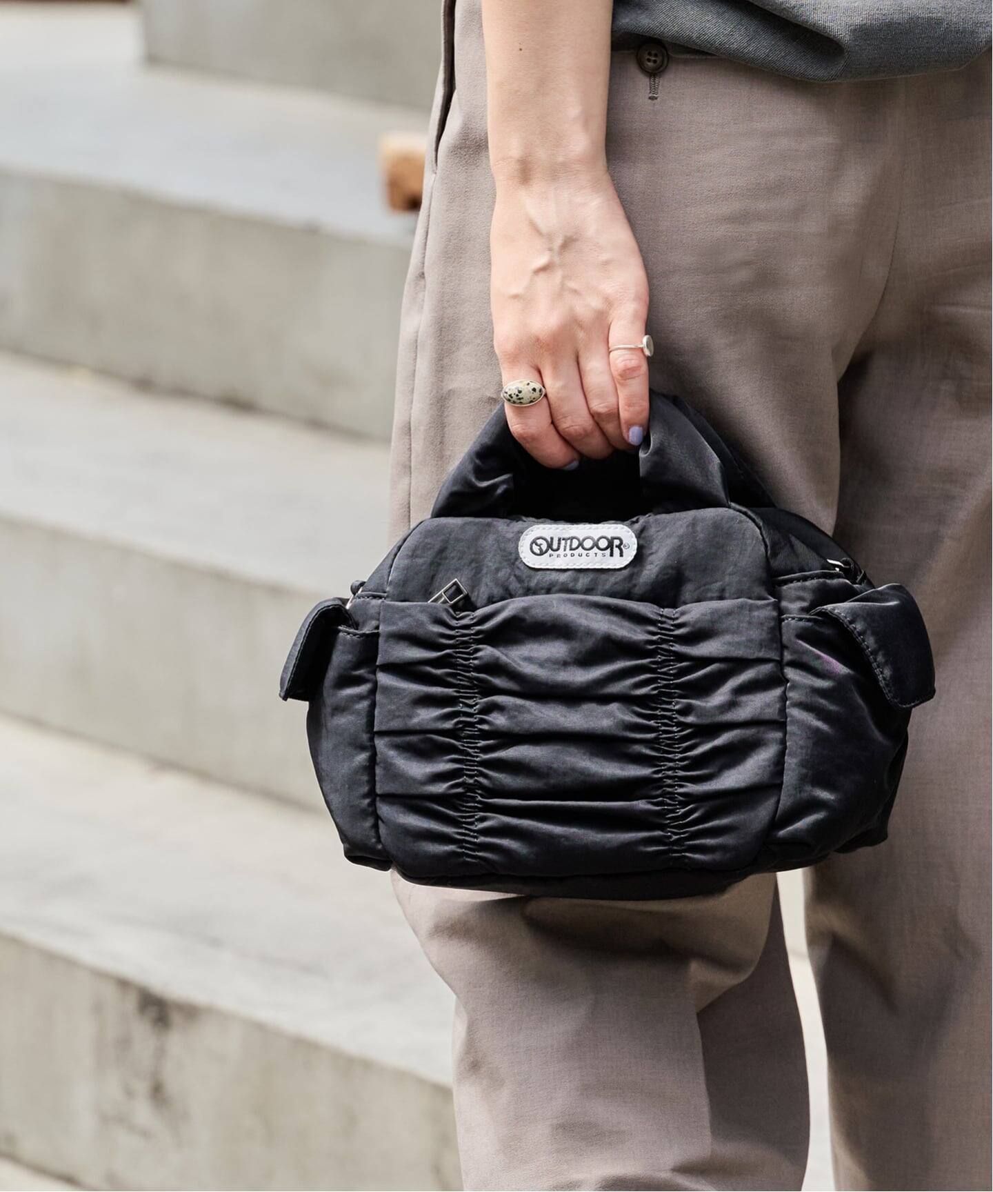 OUTDOOR PRODUCTS Shirring Shoulder Bag（ショルダーバッグ）｜BOICE 