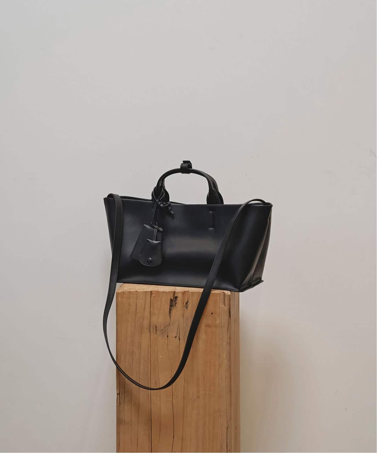 TODAYFUL Useful Leather Bag(M)（ショルダーバッグ）｜BOICE FROM