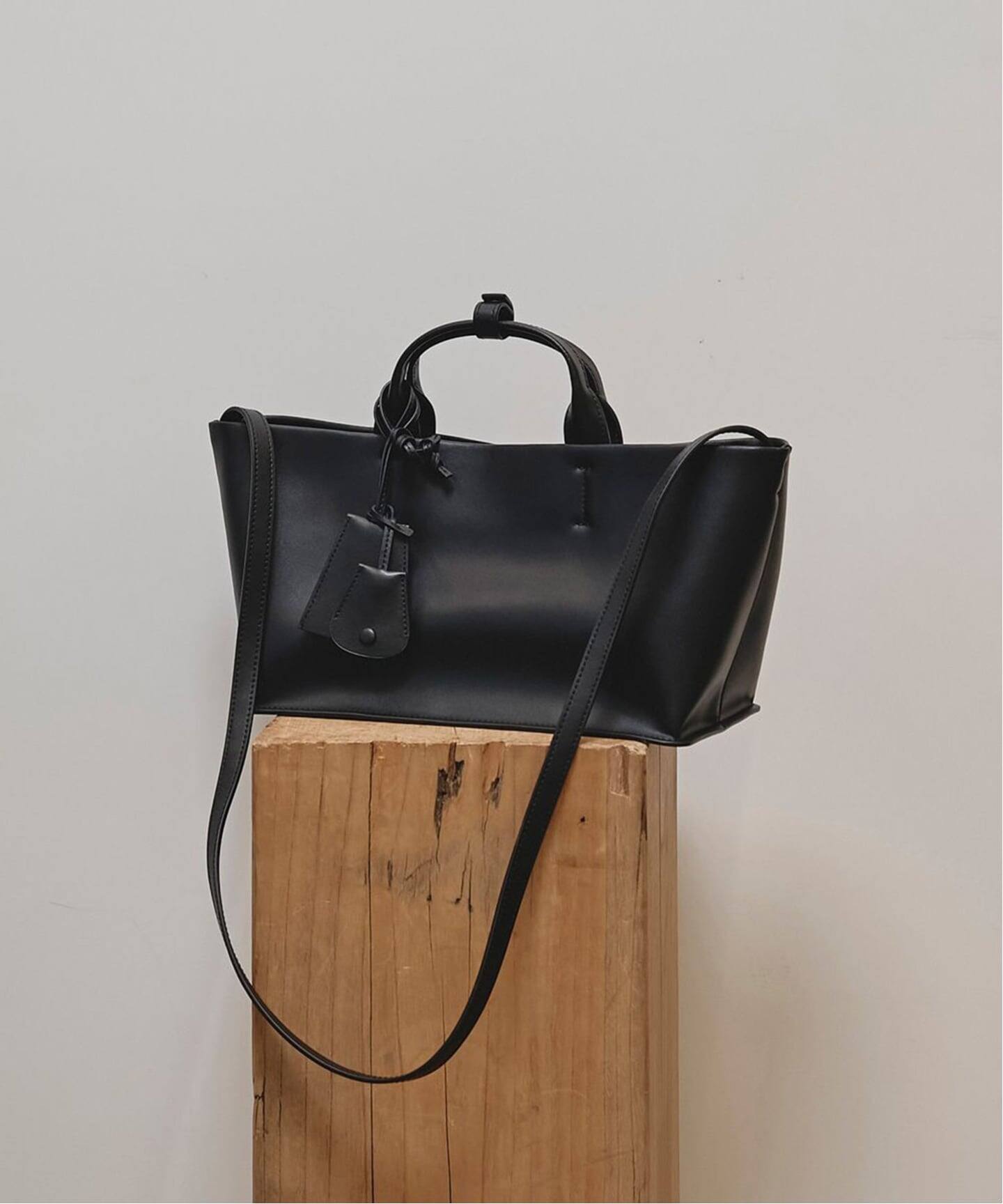 TODAYFUL Useful Leather Bag(M)（ショルダーバッグ）｜BOICE FROM