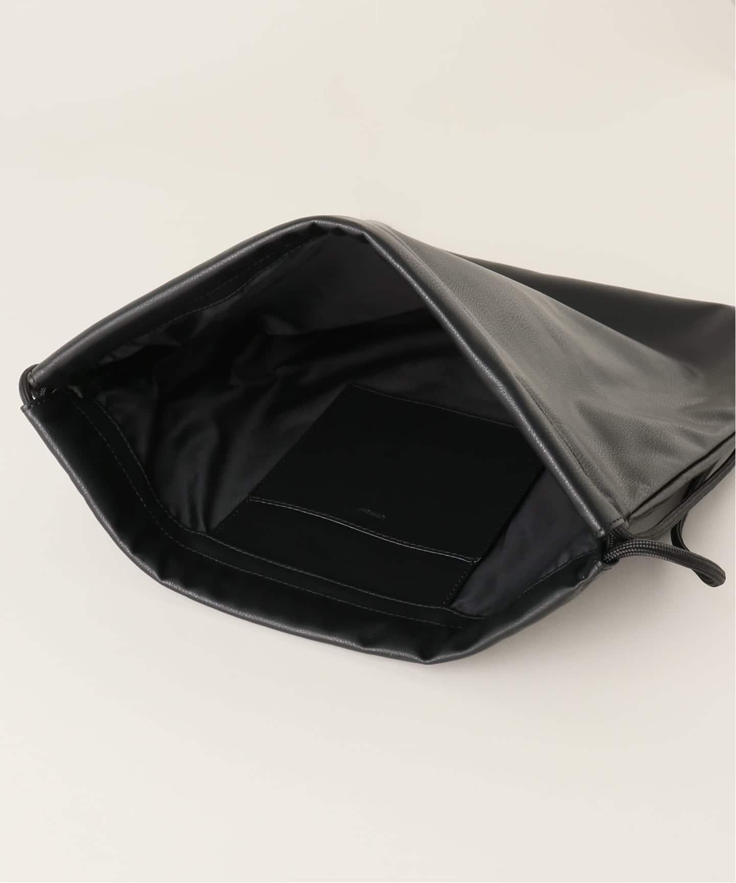 予約》【追加】UNION MAGAZINE Backpack M's Black Swan（バックパック