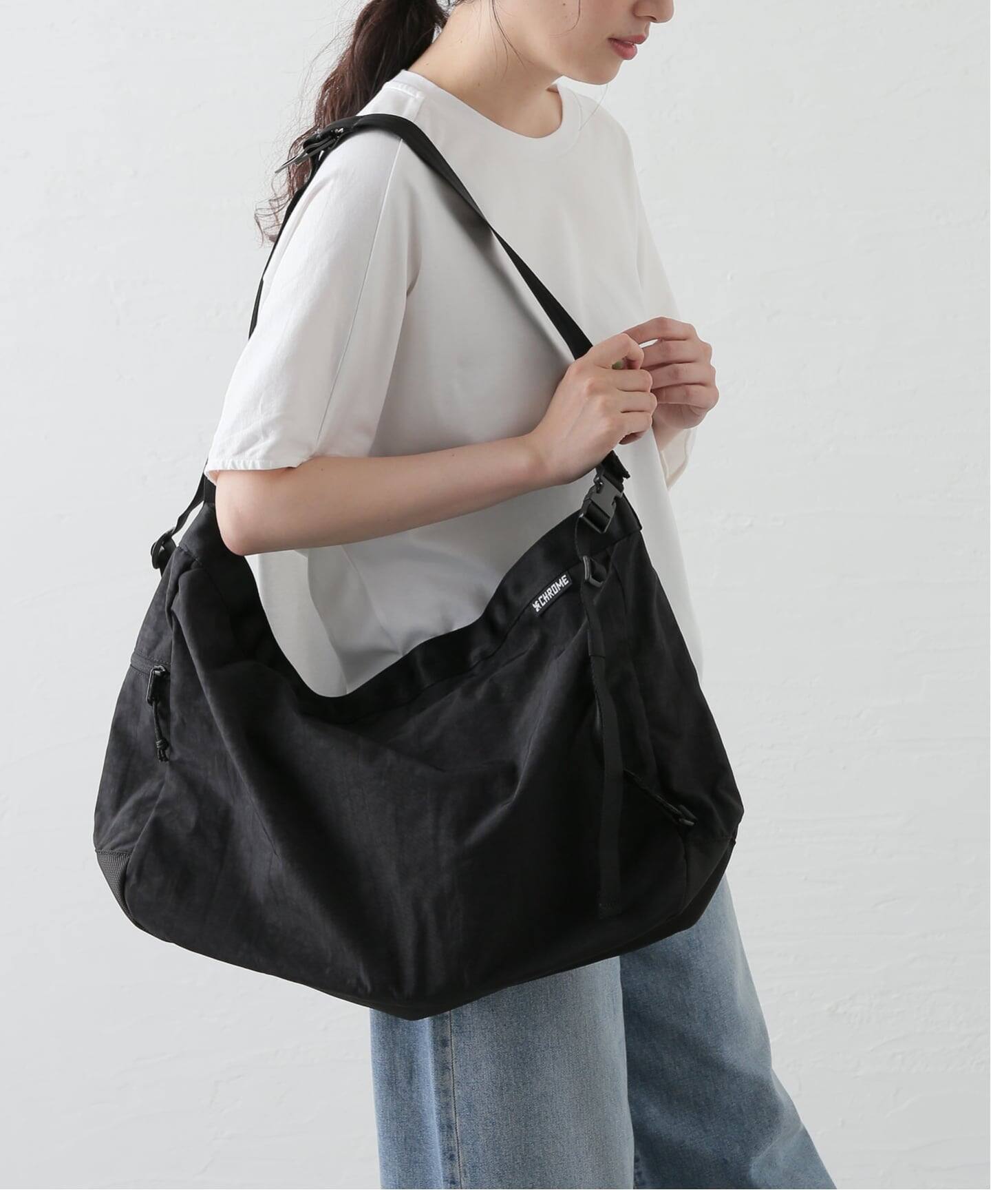 新品 CHROME NEWSPAPER MESSENGER ブラック ２６L CHROME NEWSPAPER MESSENGER 26L（ショルダーバッグ）｜BOICE FROM