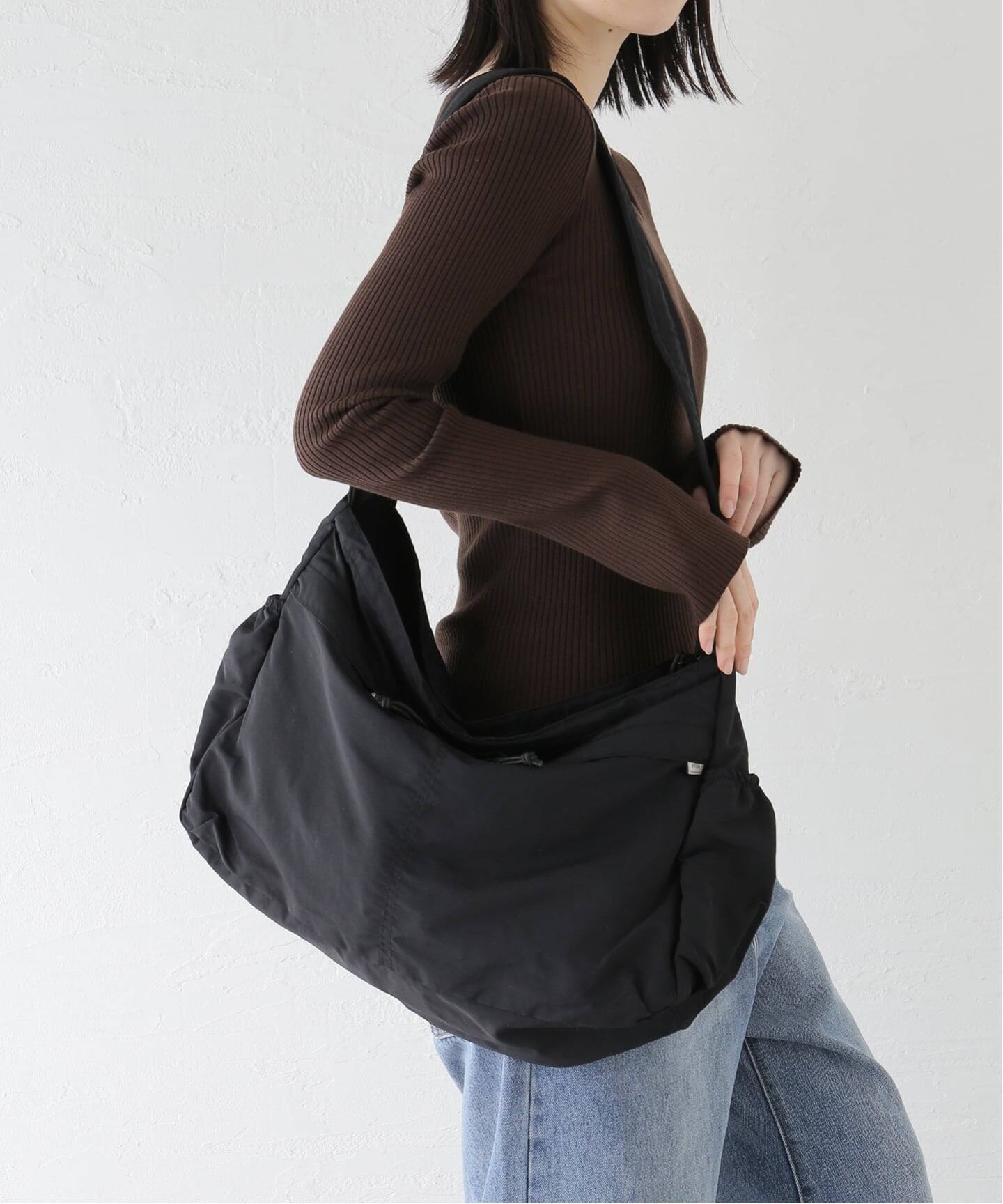 バッグ EVCON / BIG NYLON SHOULDER BAG BLACK EVCON BIG NYLON SHOULDER BAG（ショルダーバッグ）｜BOICE FROM