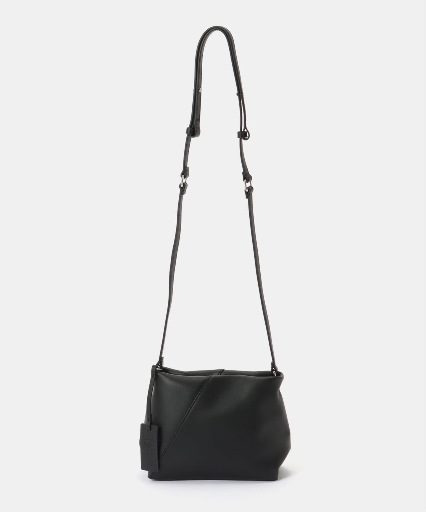 一部店舗+WEB限定》MM6 / エムエムシックス FOLDED J SHOULDER BAG