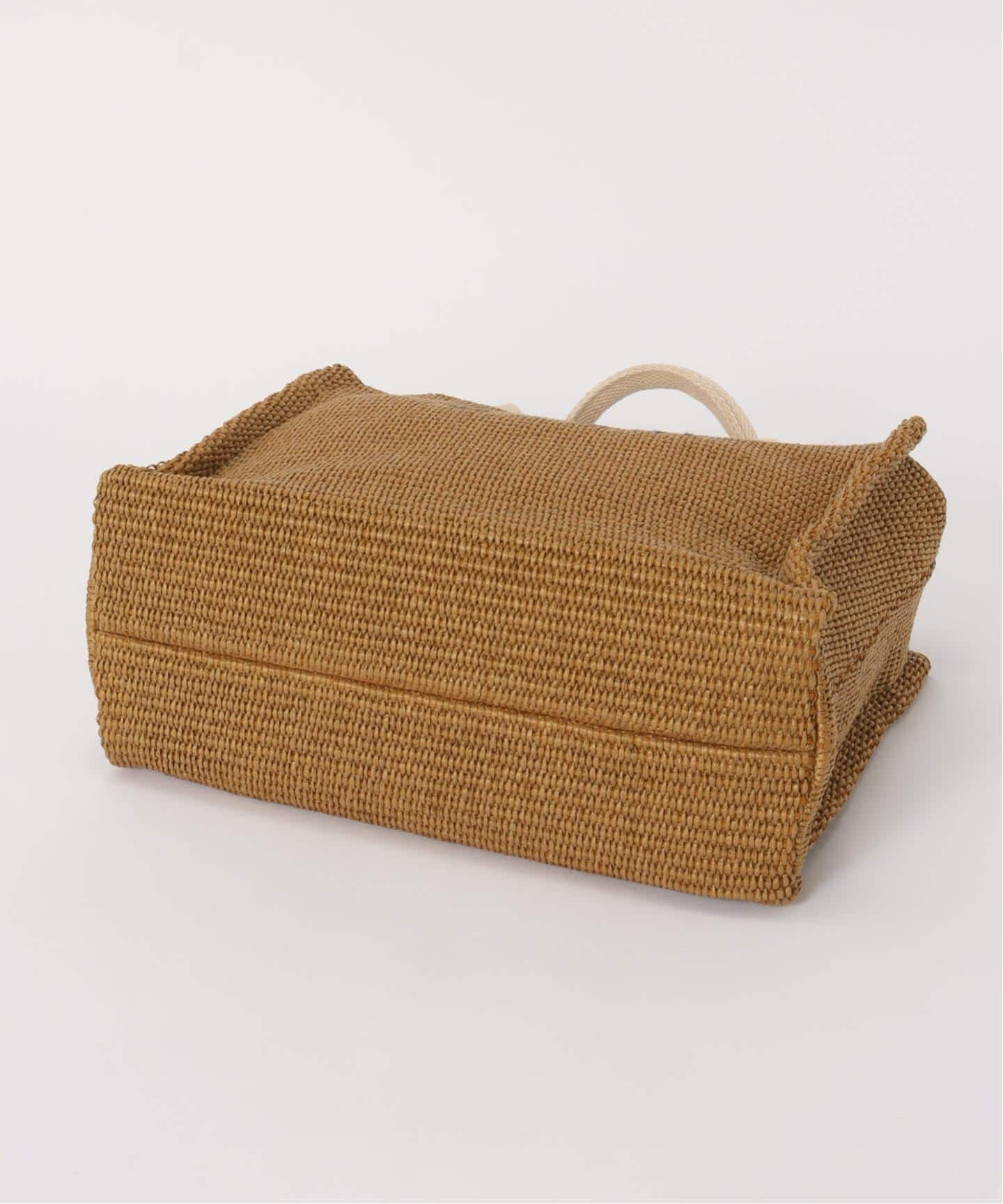 一部店舗+WEB限定》MARNI/マルニ SMALL BASKET（トートバッグ）｜Spick