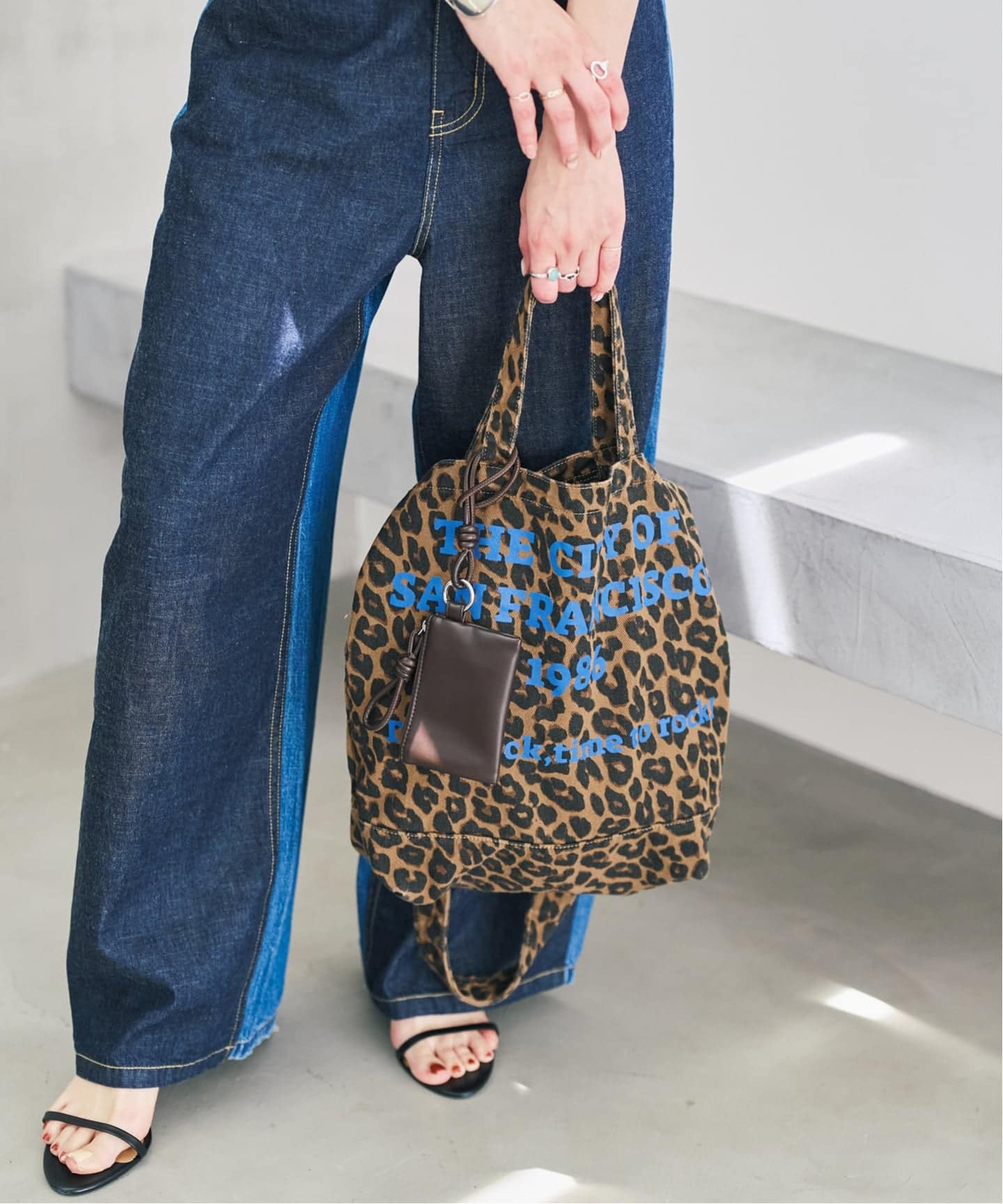 WEB限定 / 追加3》別注 CONTROL FREAK WASHED LOGOトート ミニポーチ