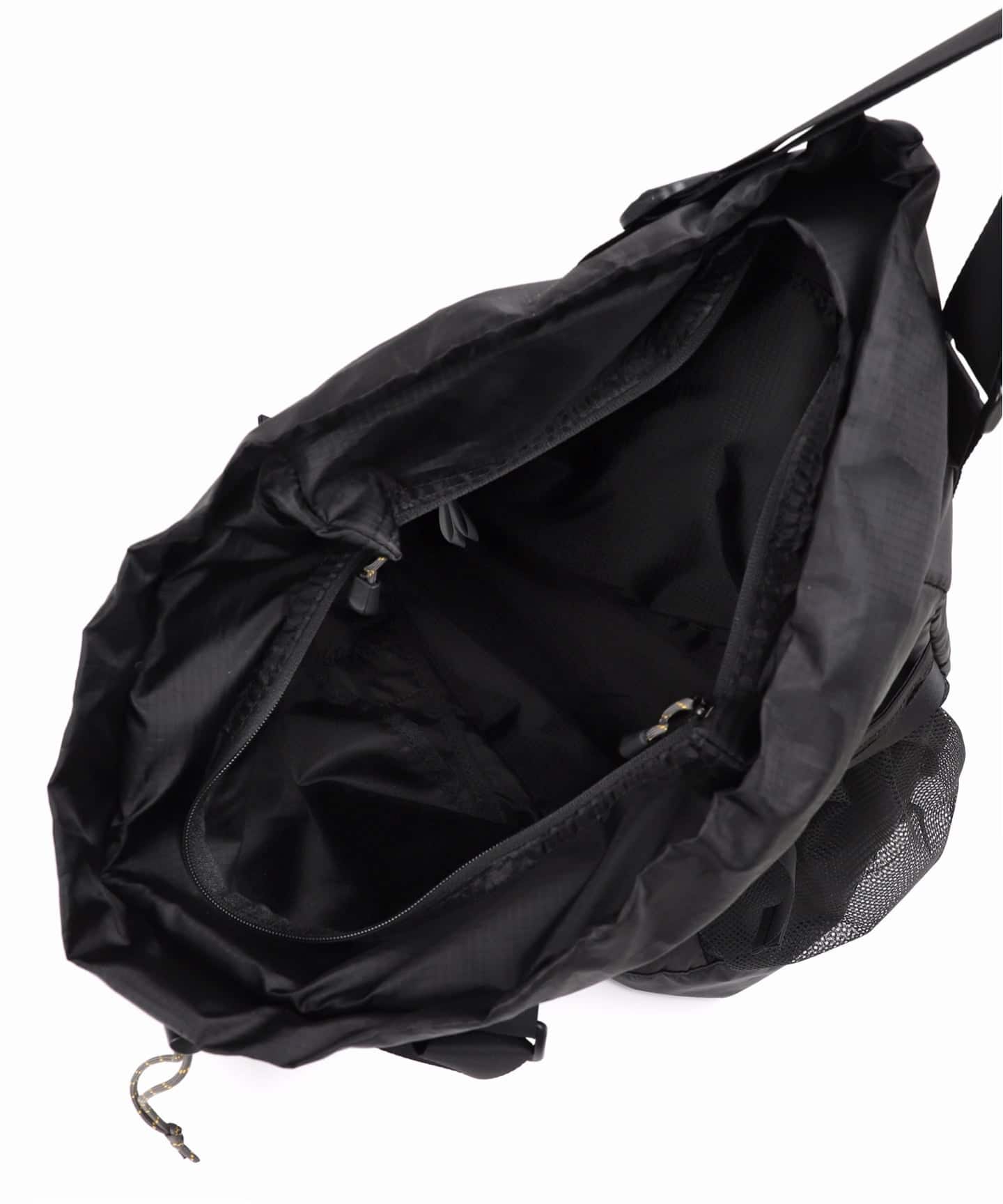 CARIBOU MOUNTAINEERING】 別注L/W PACK TOTE（トートバッグ）｜U by