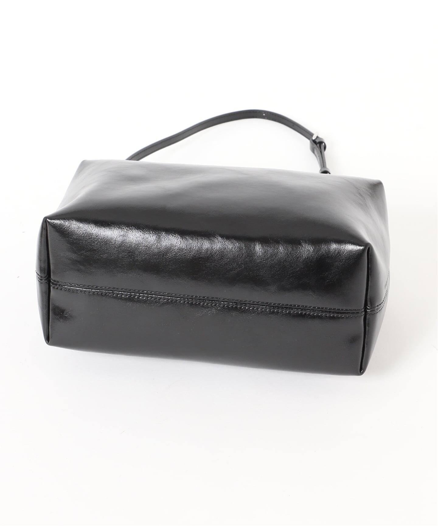 予約》【LOW CLASSIC / ロウクラシック】Lc LEATHER CARAMEL BOX BAG