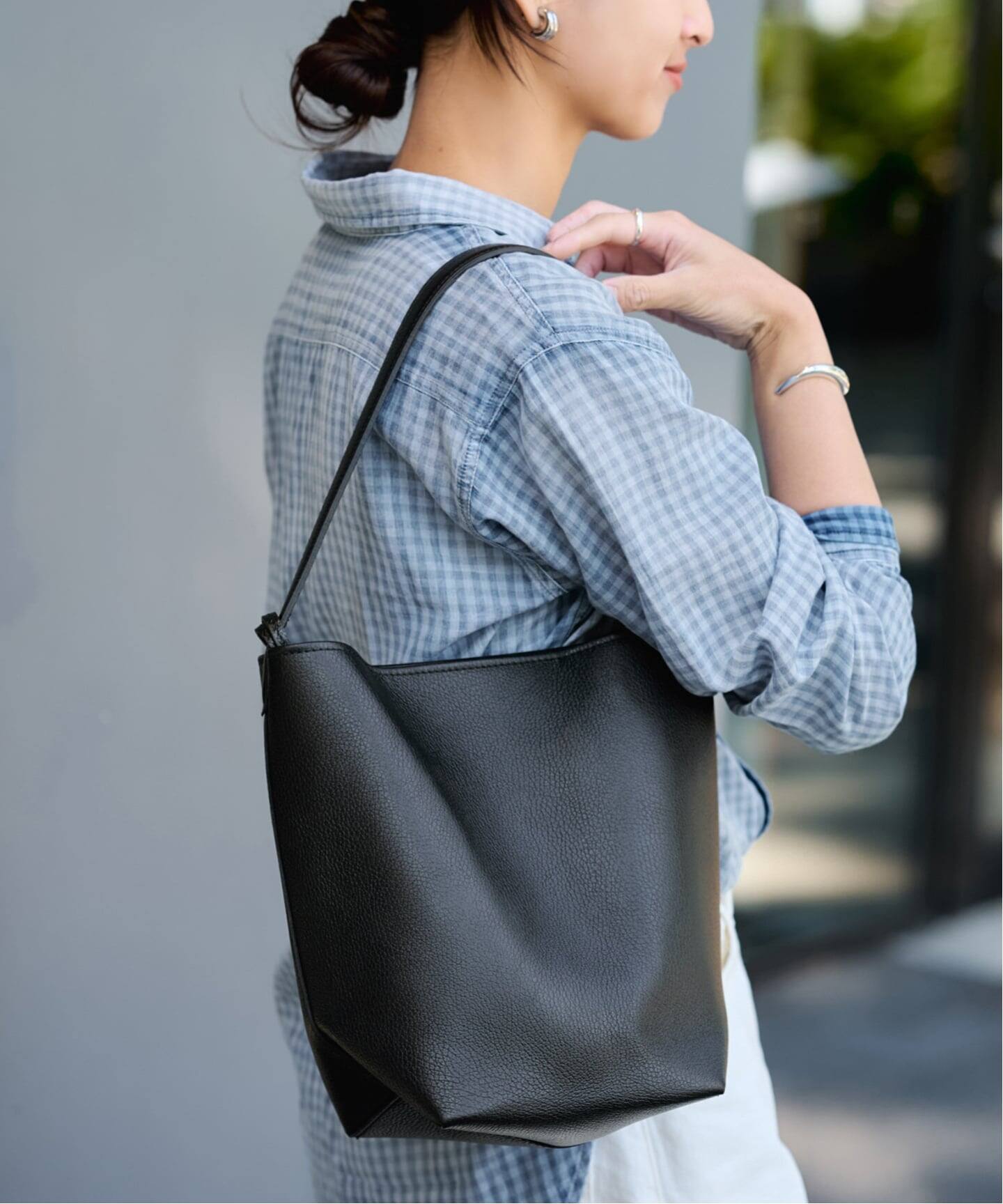 AULENTTI/オウレンティ ONE HANDLE TOTE WITH POACH（トートバッグ