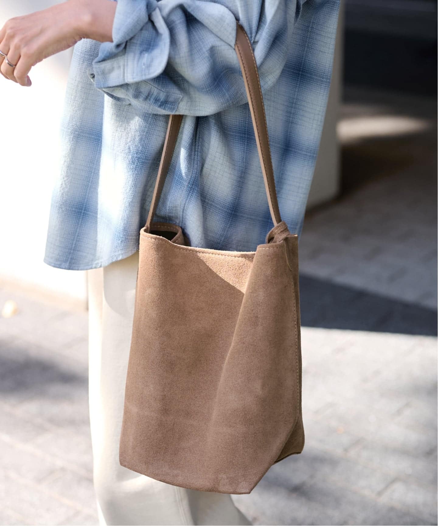 AULENTTI/オウレンティ ONE HANDLE TOTE WITH POACH（トートバッグ