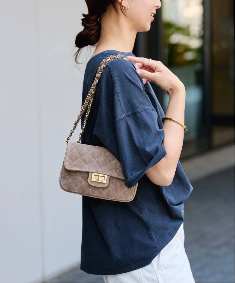 AULENTTI/オウレンティ キルティングショルダーバック（ショルダー 