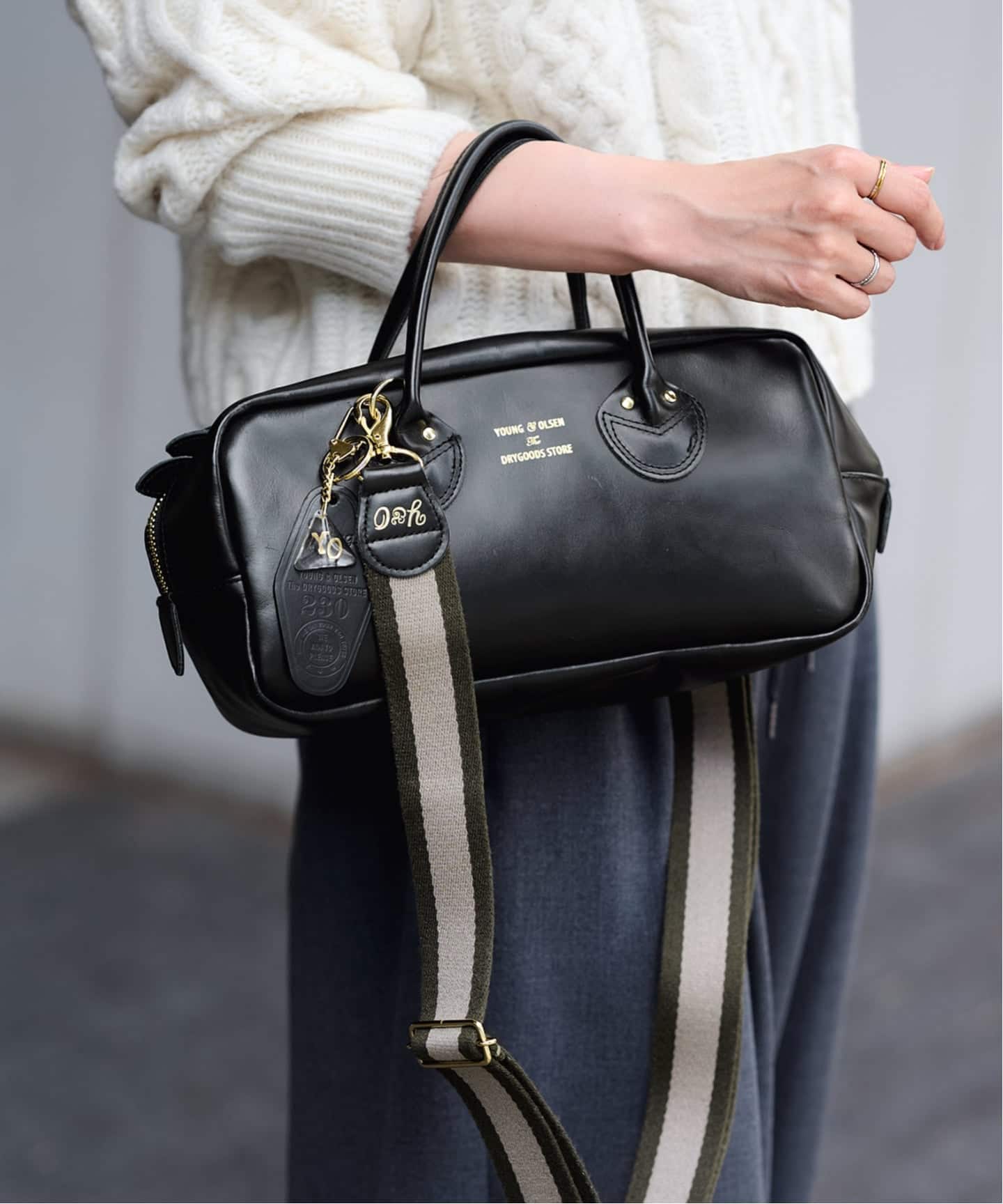 別注YOUNG&OLSENショルダーバッグCHARM WIDEBOTTLEBAG ≪WEB限定 / 追加≫YOUNGOLSEN 別注 CHARM WIDE BOTTLE BAG