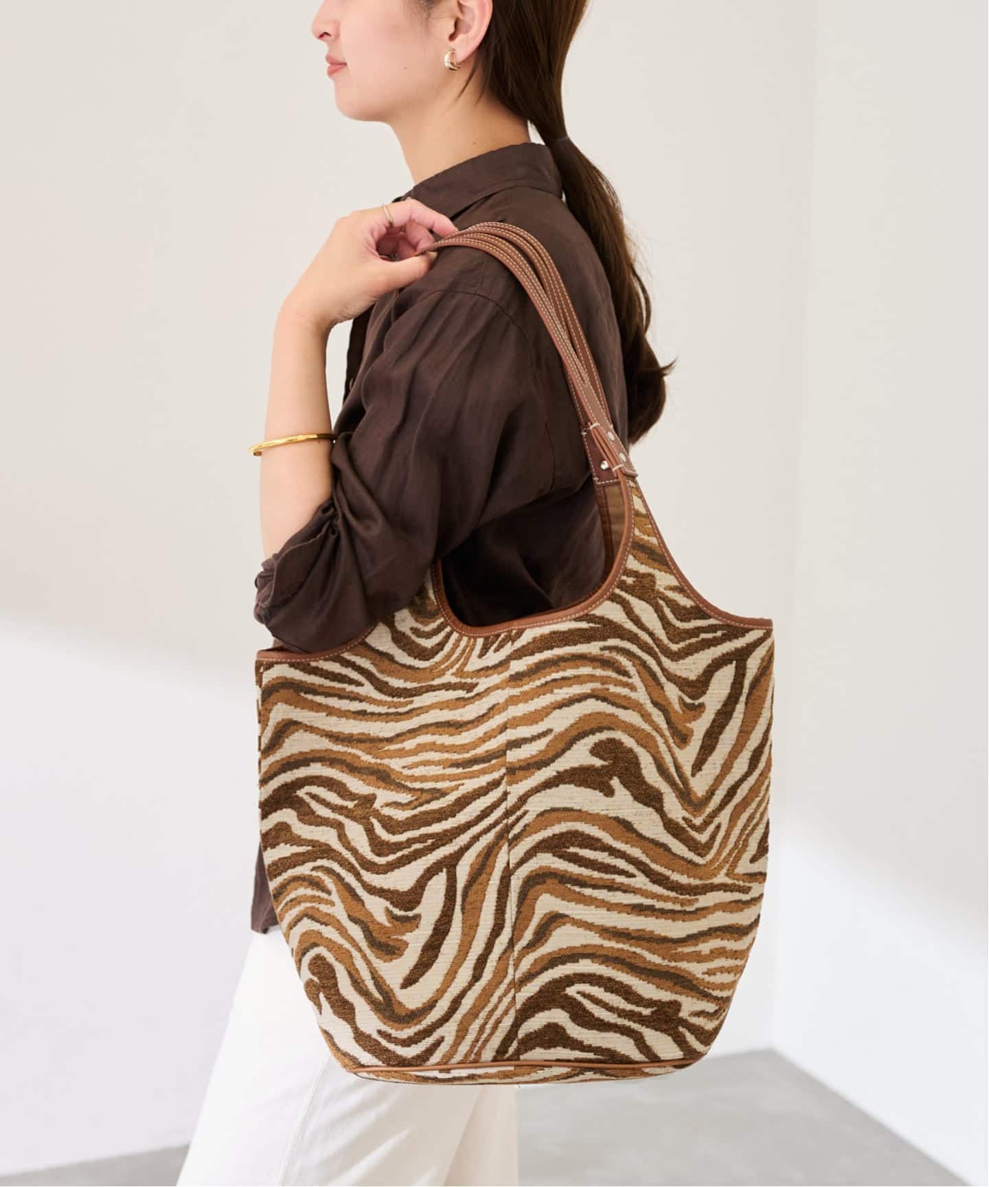 AVACATION/アヴァケーション TENT L ZEBRA/A（トートバッグ