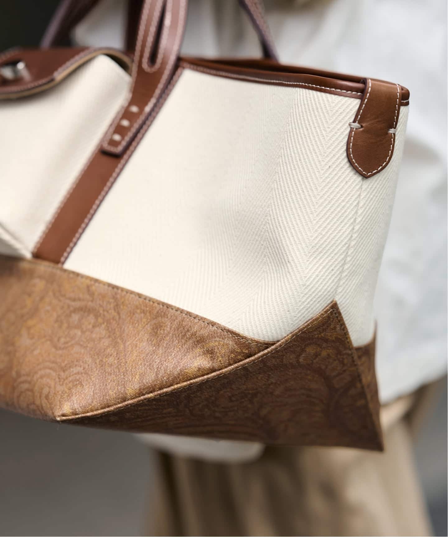 AVACATION/アヴァケーション LAND MUSTARD PAISLEY（トートバッグ