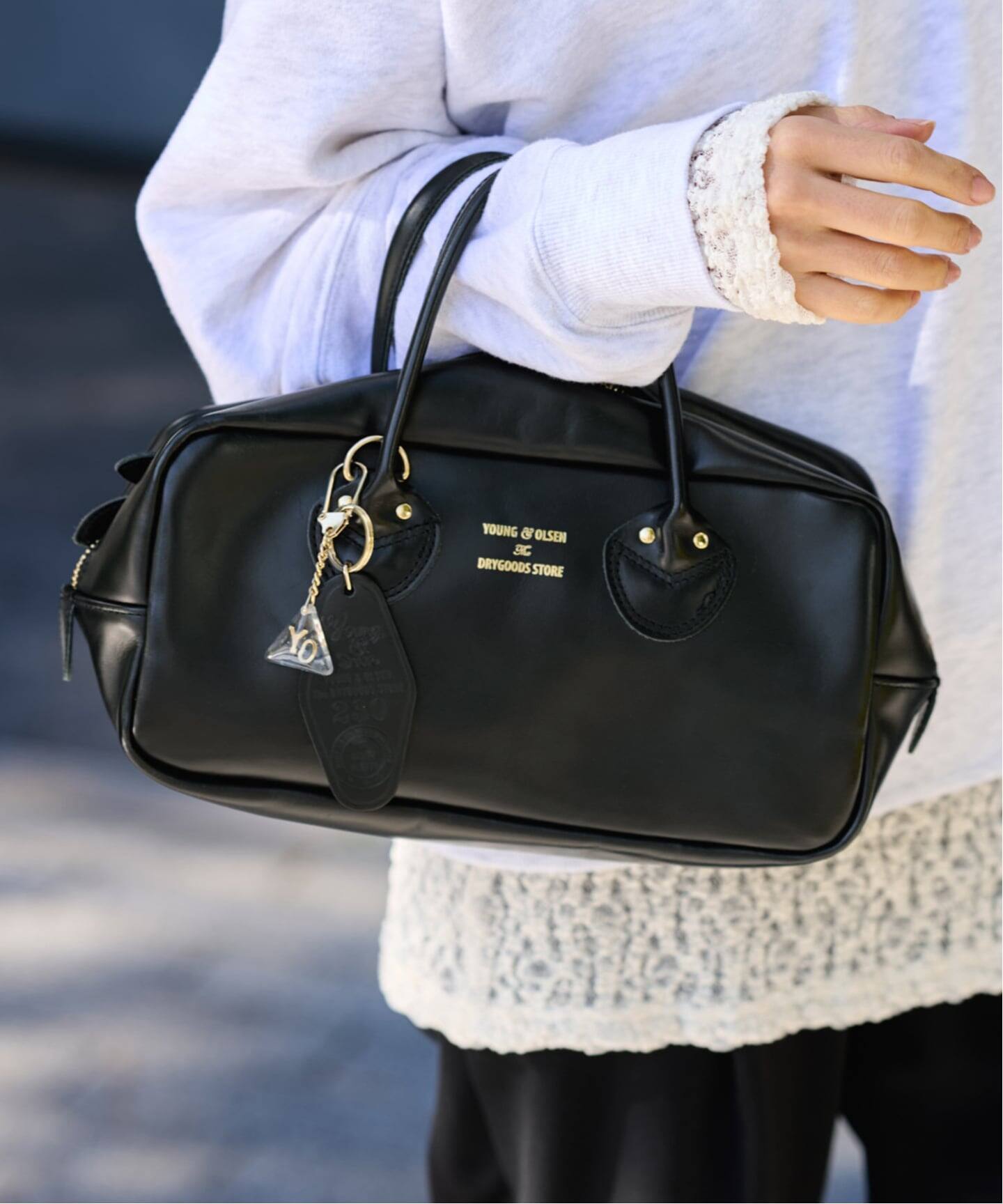 YOUNGOLSEN 別注 CHARM WIDE BOTTLE BAG ≪WEB限定 / 追加≫YOUNGOLSEN 別注 CHARM WIDE BOTTLE BAG