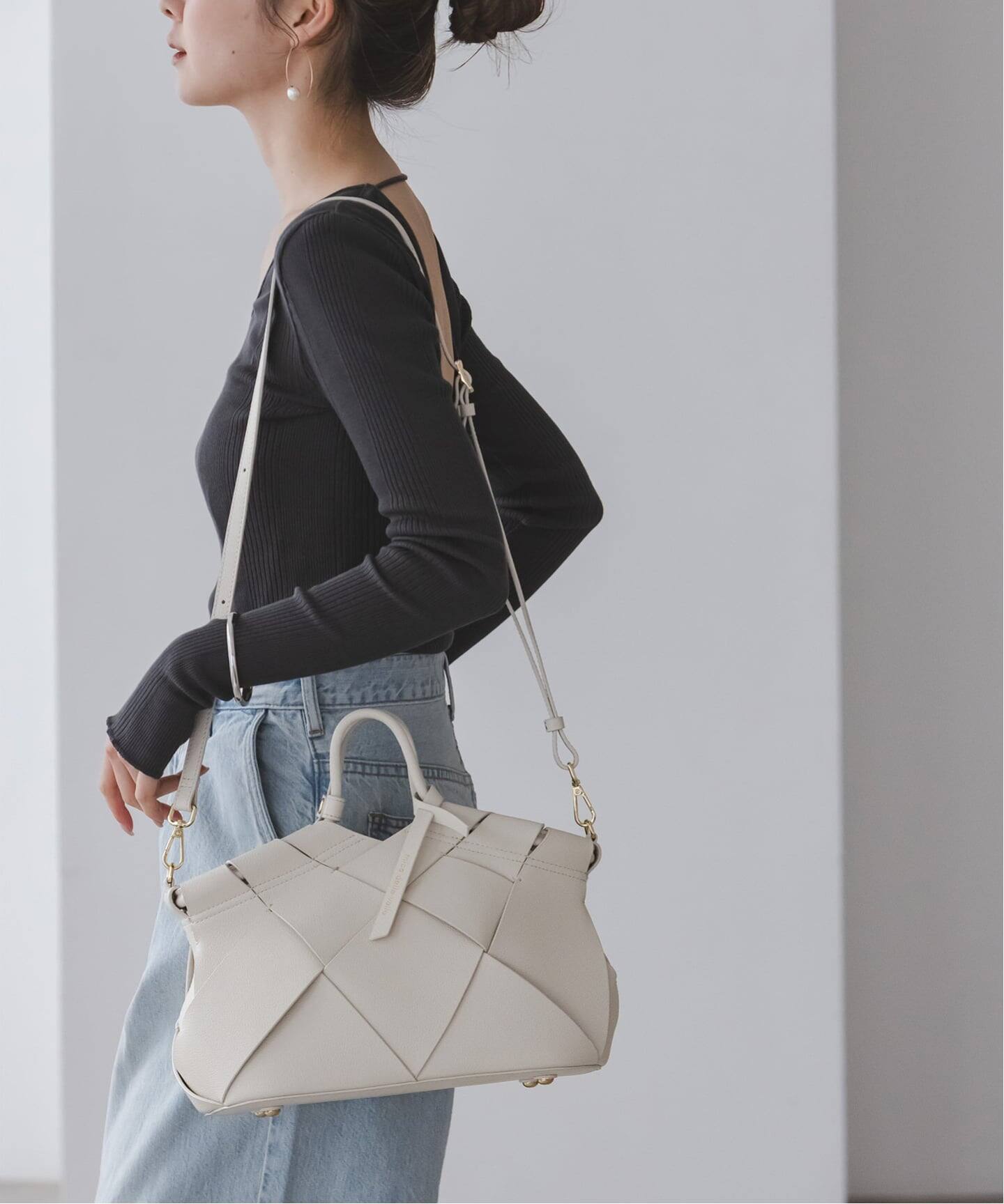 mica della valle/ミカデラヴァッレ Romana レザーメッシュバッグ