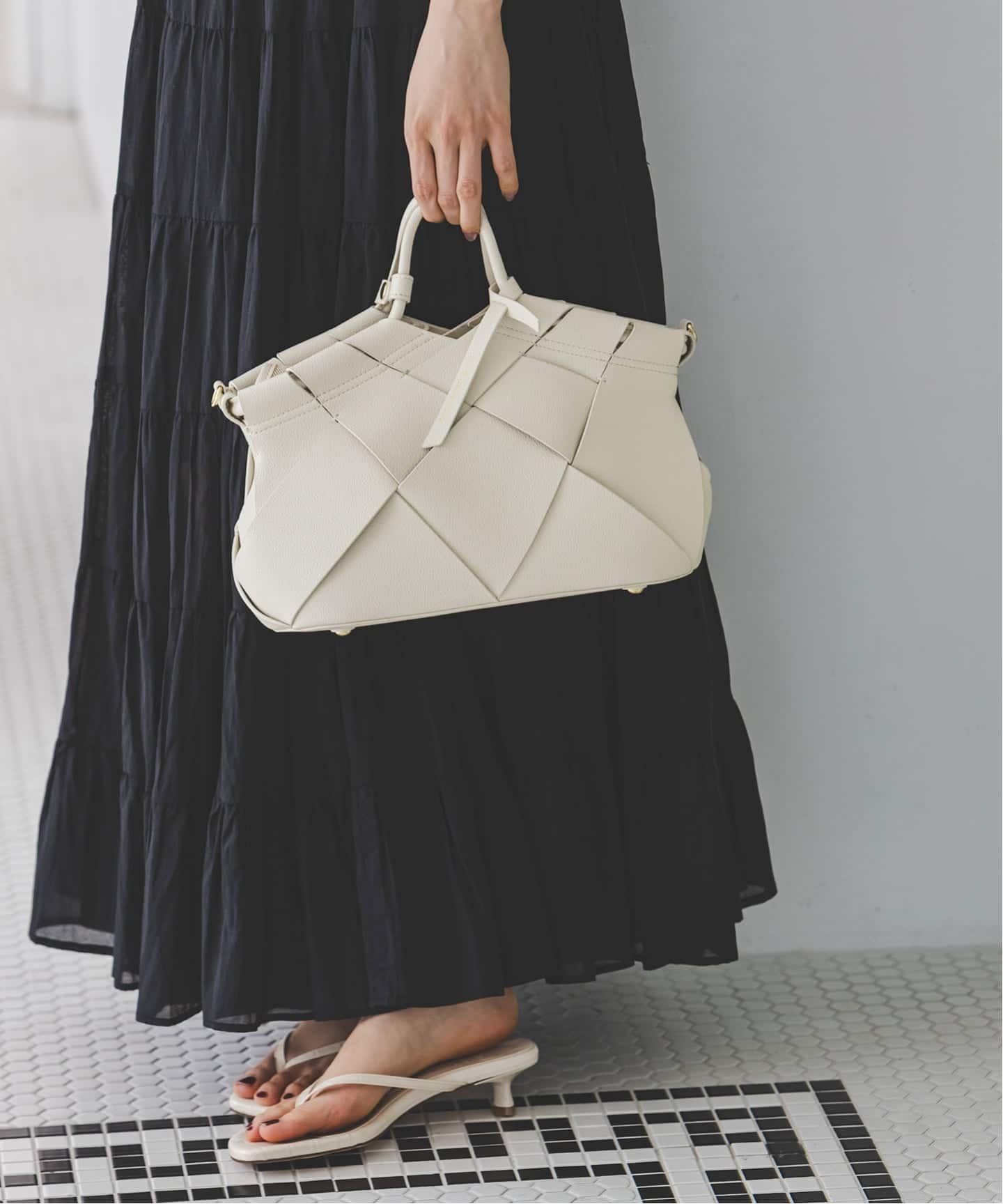 mica della valle/ミカデラヴァッレ Romana レザーメッシュバッグ