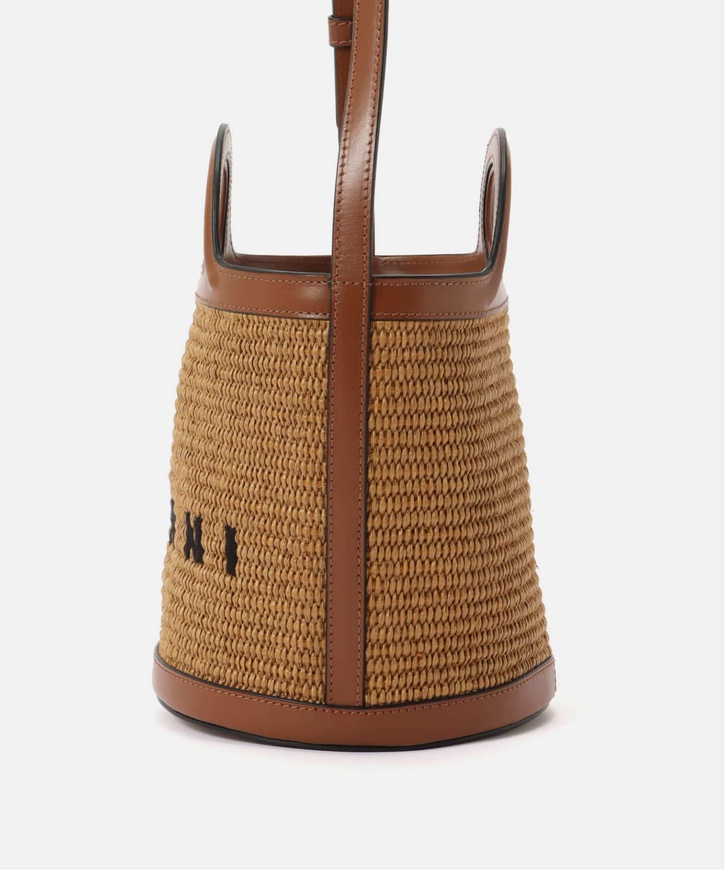 MARNI かごバッグ ベージュとブラウン WEB＆東武池袋百貨店限定》MARNI /マルニ MINI BUCKET（かごバッグ