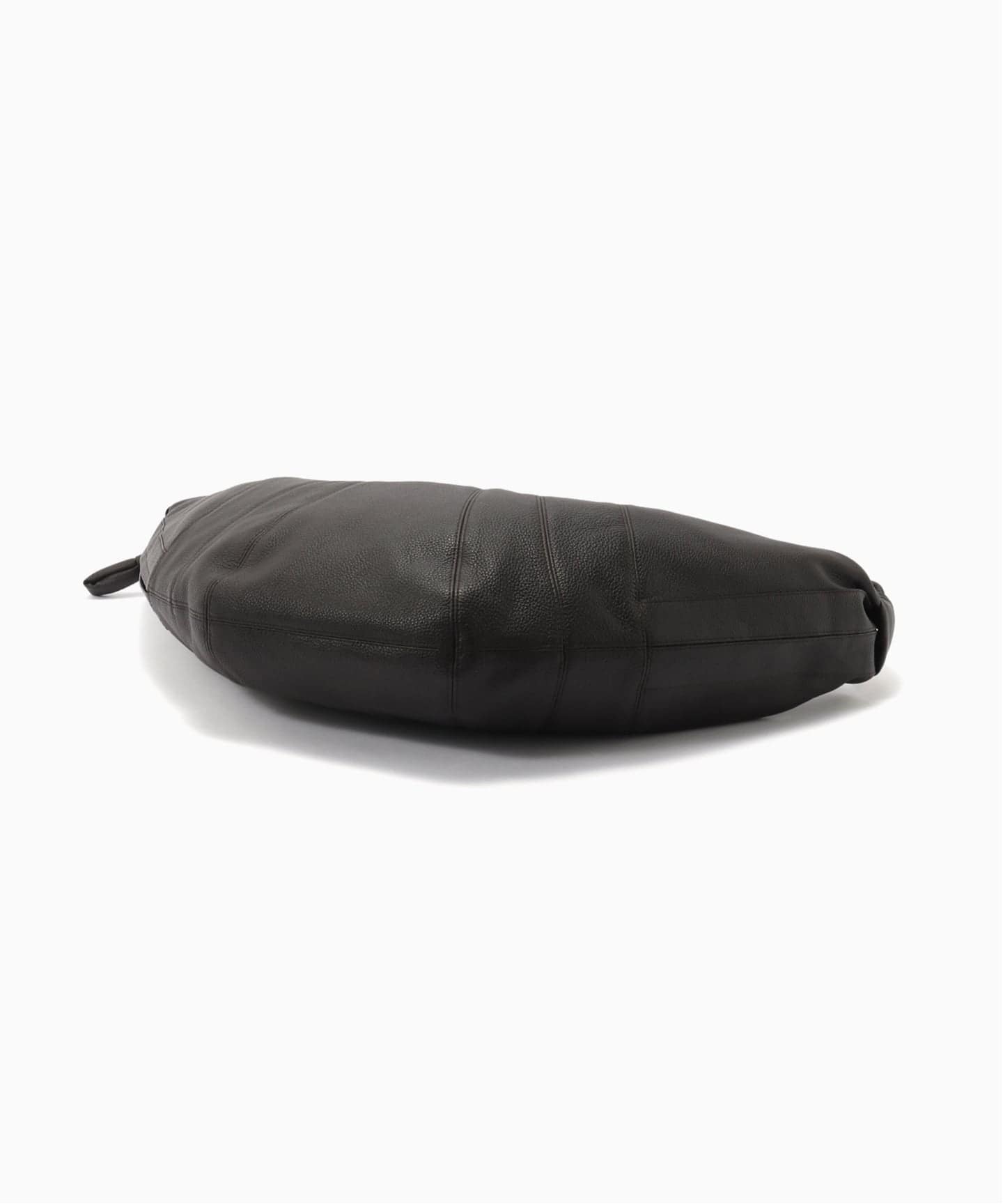 LEMAIRE（ルメール） LARGE CROISSANT BAG（ショルダーバッグ