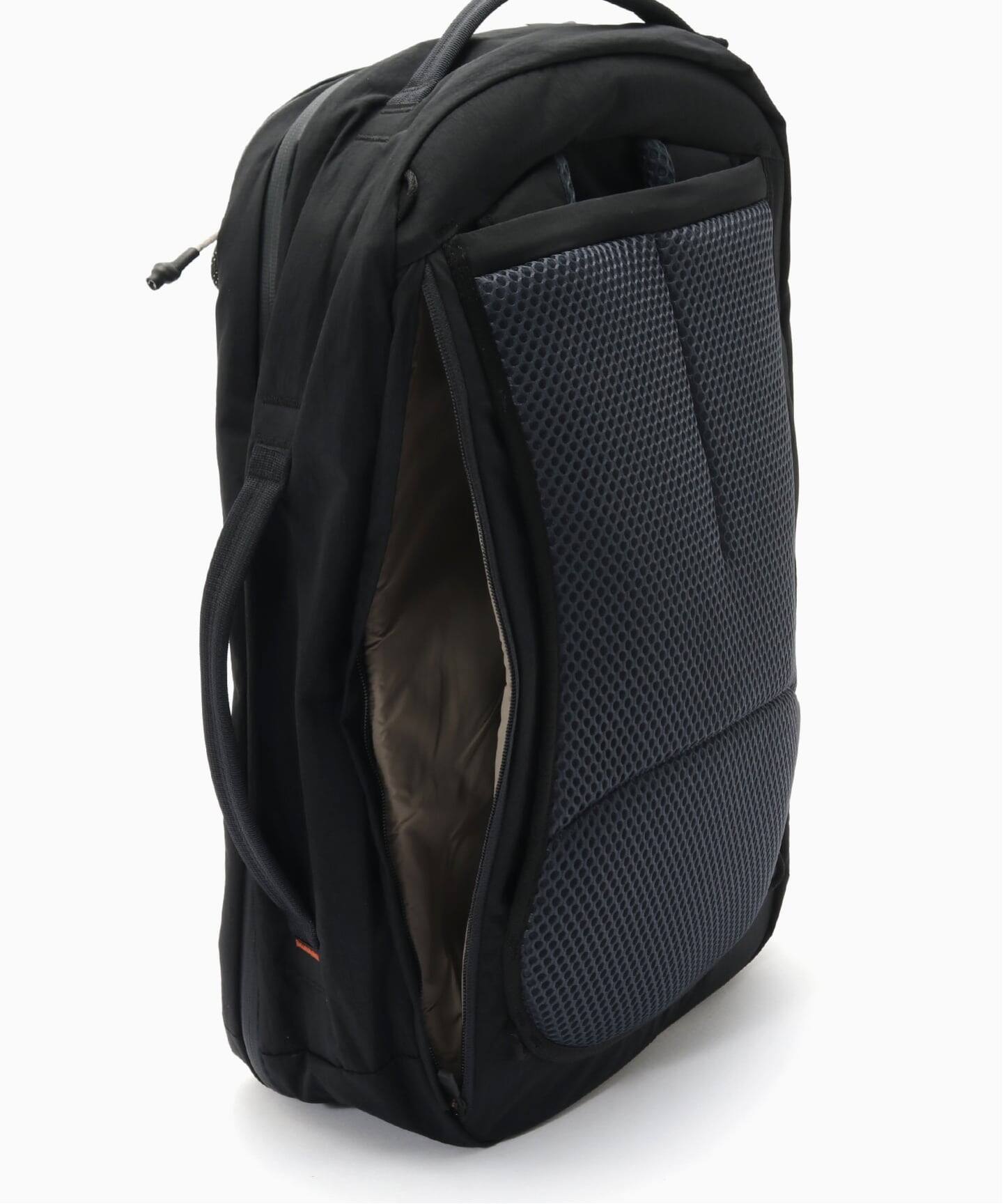 BELLROY Lite Travel Pack 30L（バックパック／リュック）｜417