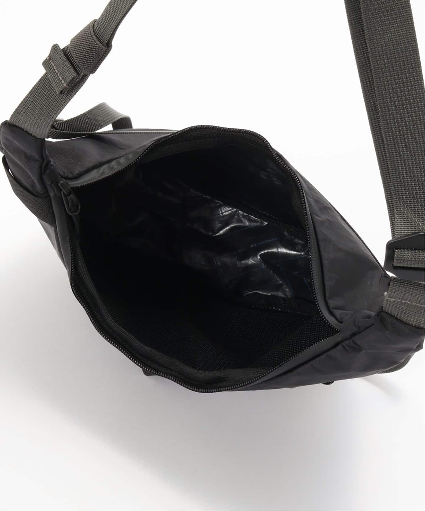SEALSON / シールソン M2 CROSSBODY BAG BLACK（ショルダーバッグ