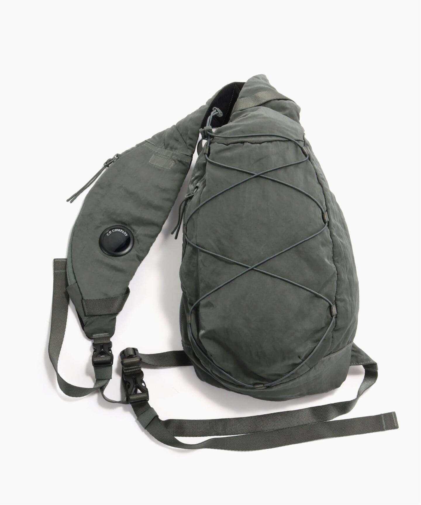 C.P.Company / シーピーカンパニー NYLON B CROSSBODY BACKPACK 