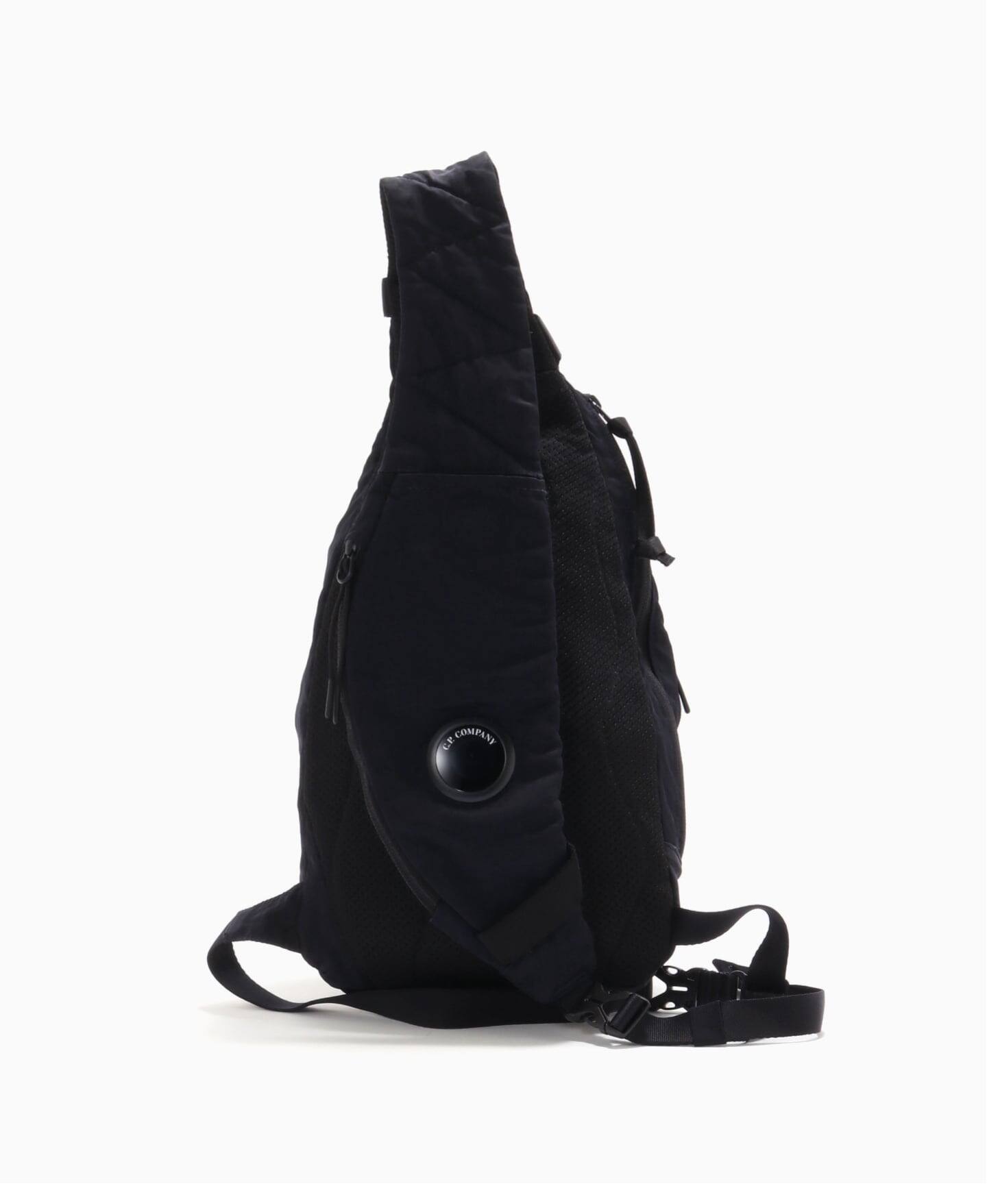 C.P.Company / シーピーカンパニー NYLON B CROSSBODY BACKPACK 