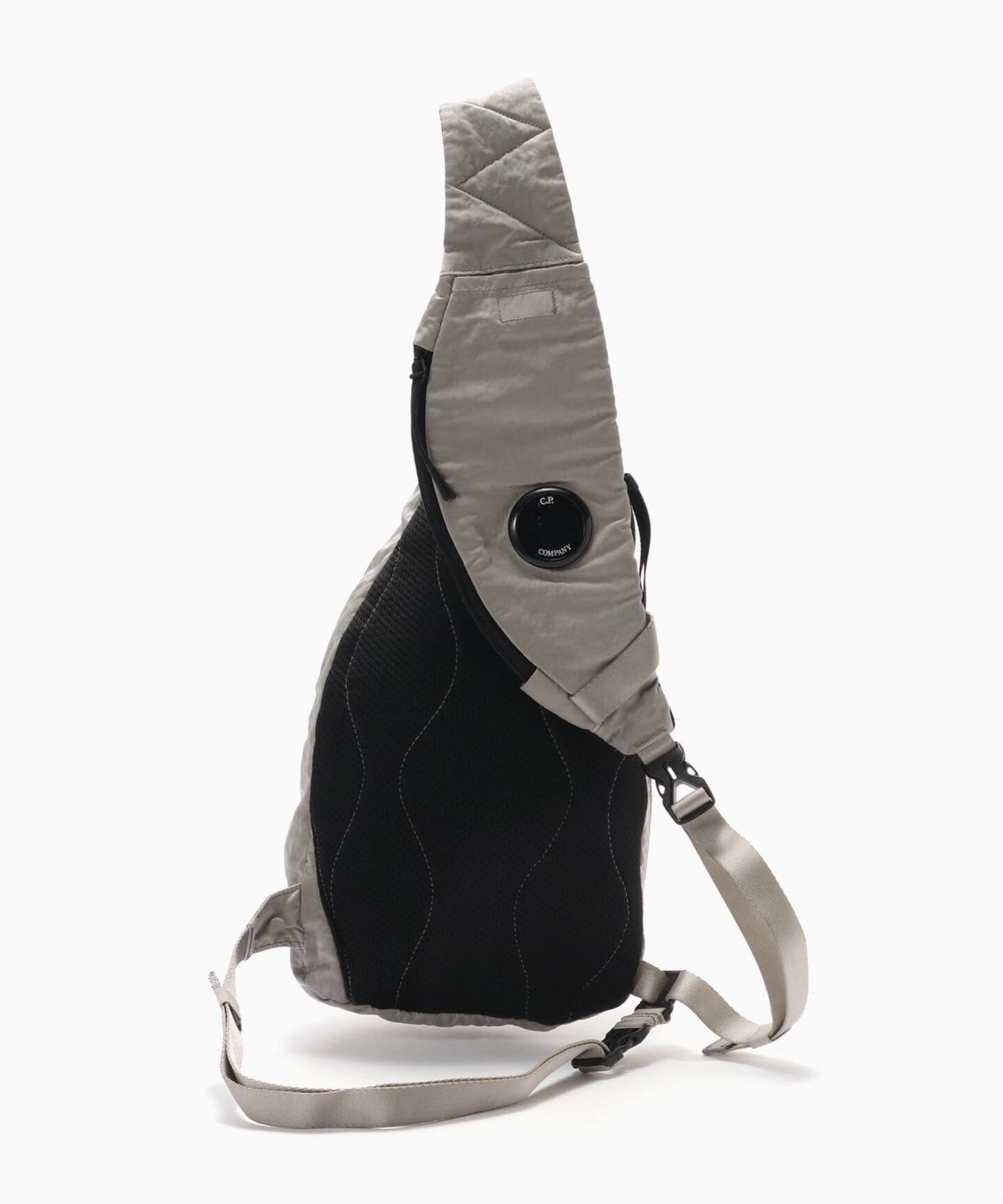 C.P.Company / シーピーカンパニー NYLON B CROSSBODY BACKPACK