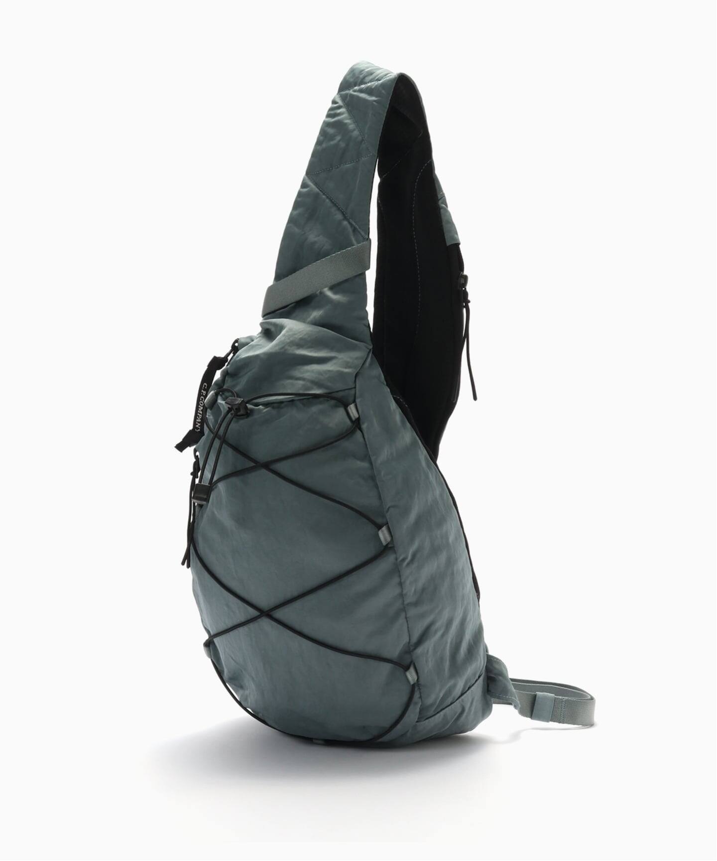 C.P.Company / シーピーカンパニー NYLON B CROSSBODY BACKPACK 