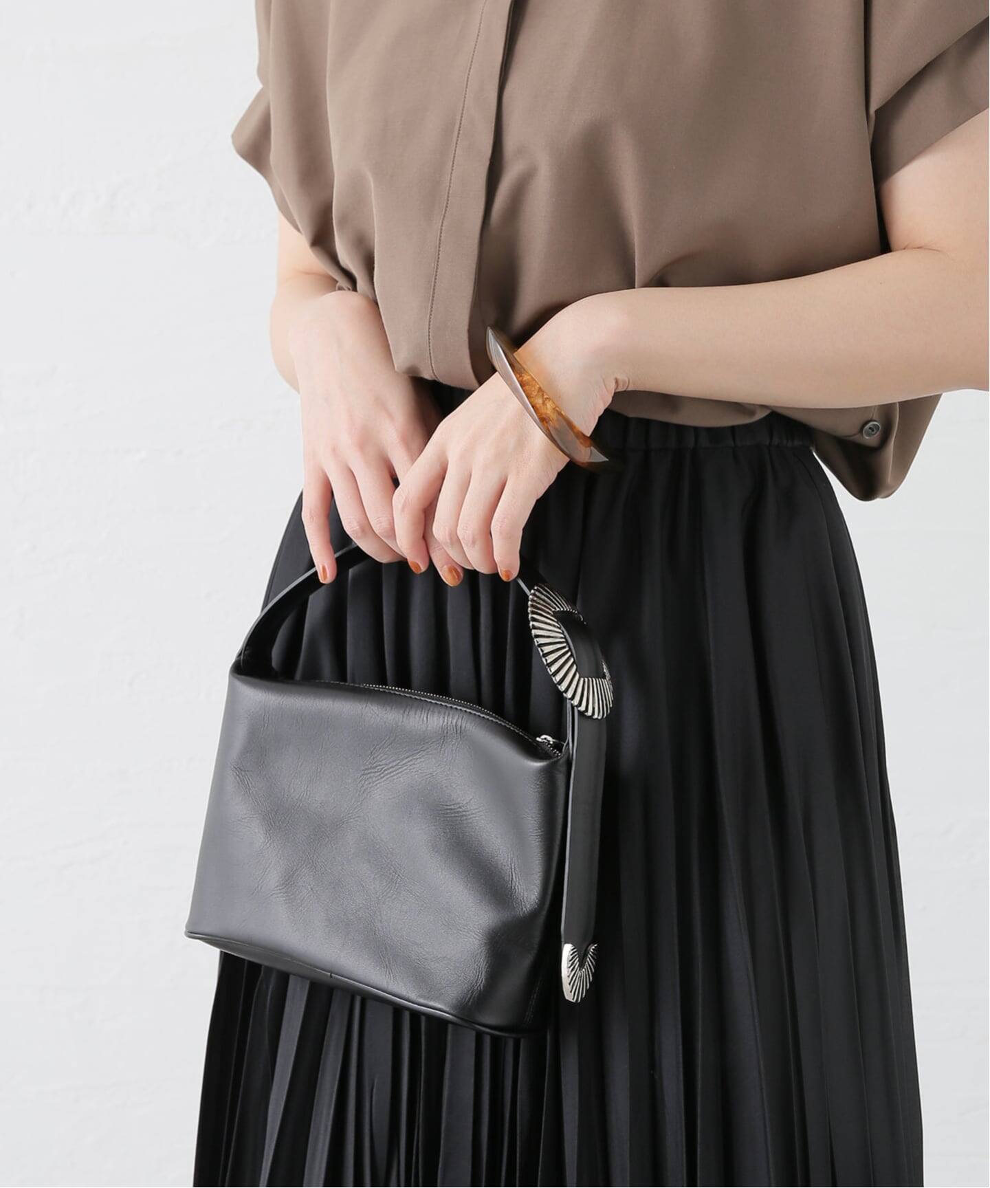 TOGA TOO/トーガトゥ Leather mini bag バッグ（ハンドバッグ 