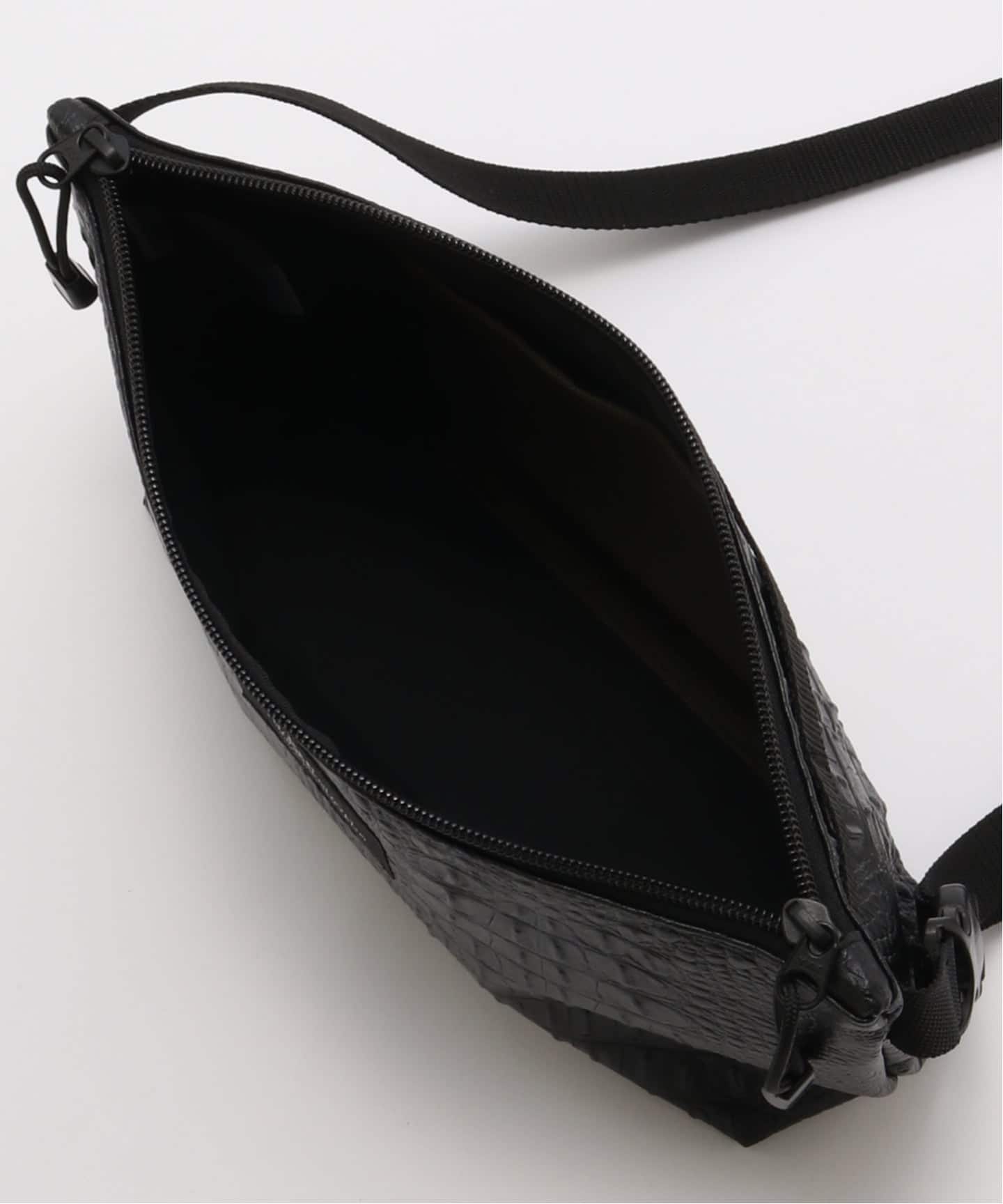BAGS IN PROGRESS】Fannypack Crossbody：ショルダーバッグ