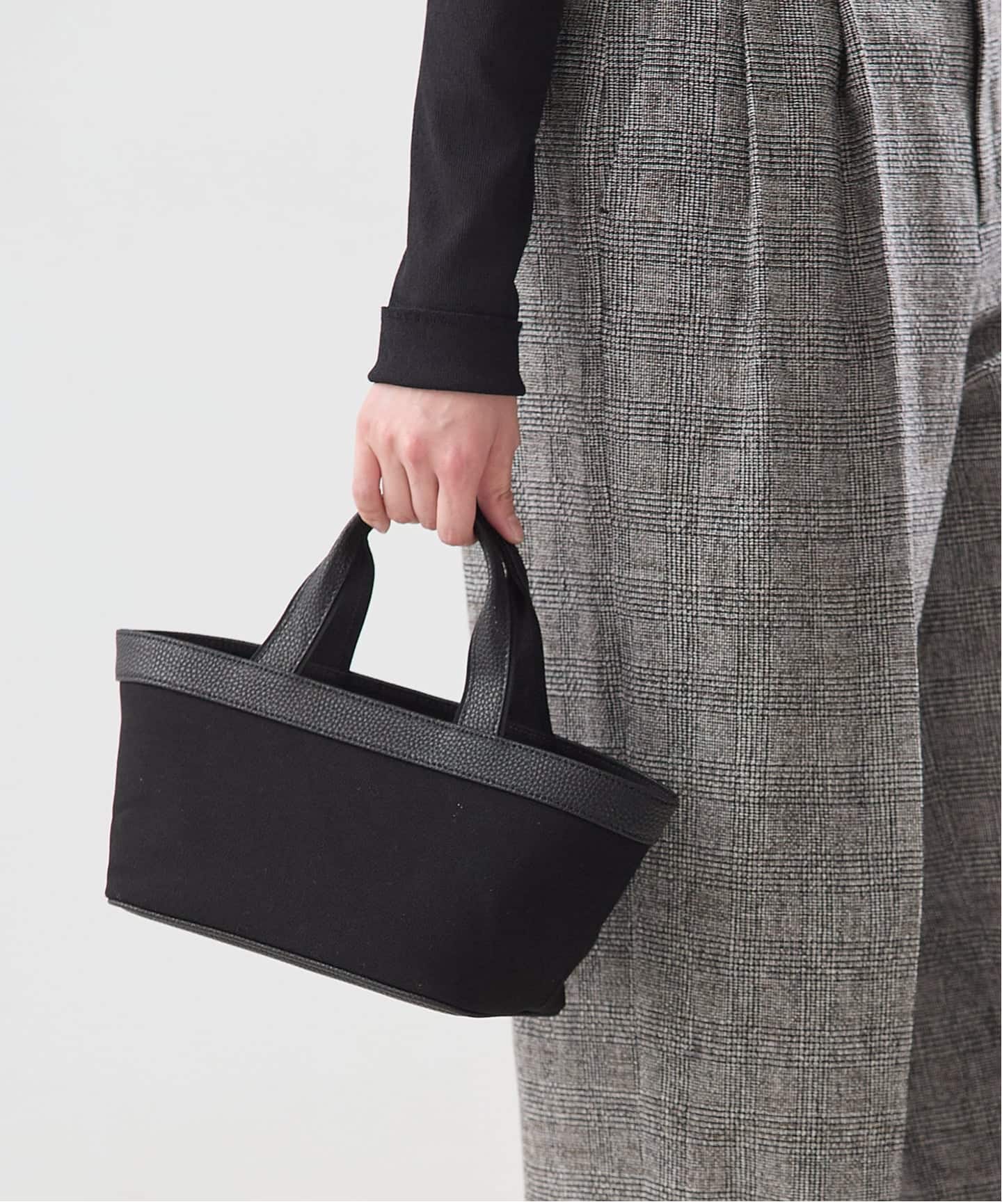 NOTHING WRITTEN/ナッシングリトゥン】1967 HALF TOTE BAG：バッグ