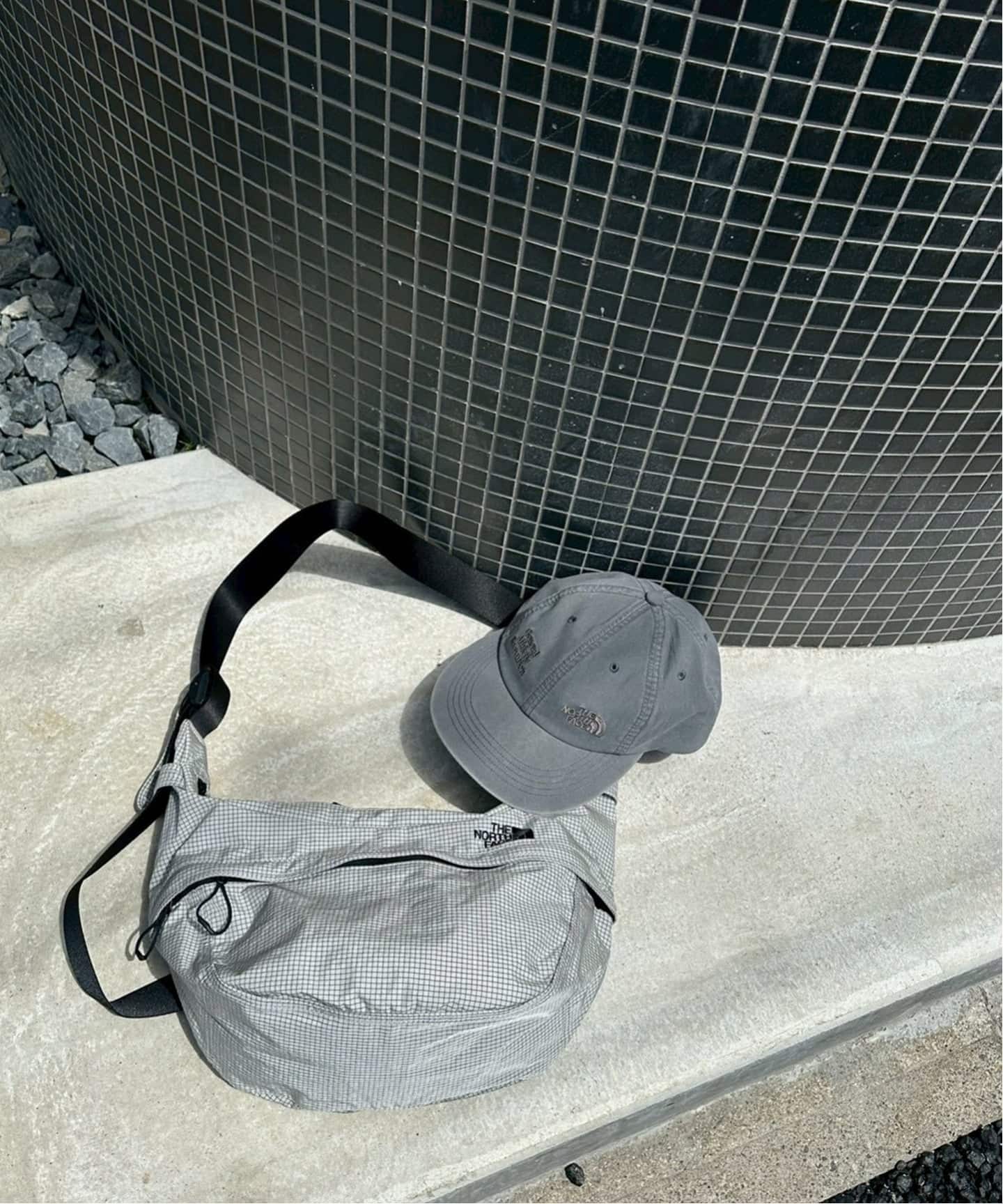 THE NORTH FACE / ザ ノースフェイス】 MENOW WALKER(メッセンジャー THE NORTH FACE / ザ ノースフェイス】 MENOW WALKER(メッセンジャー
