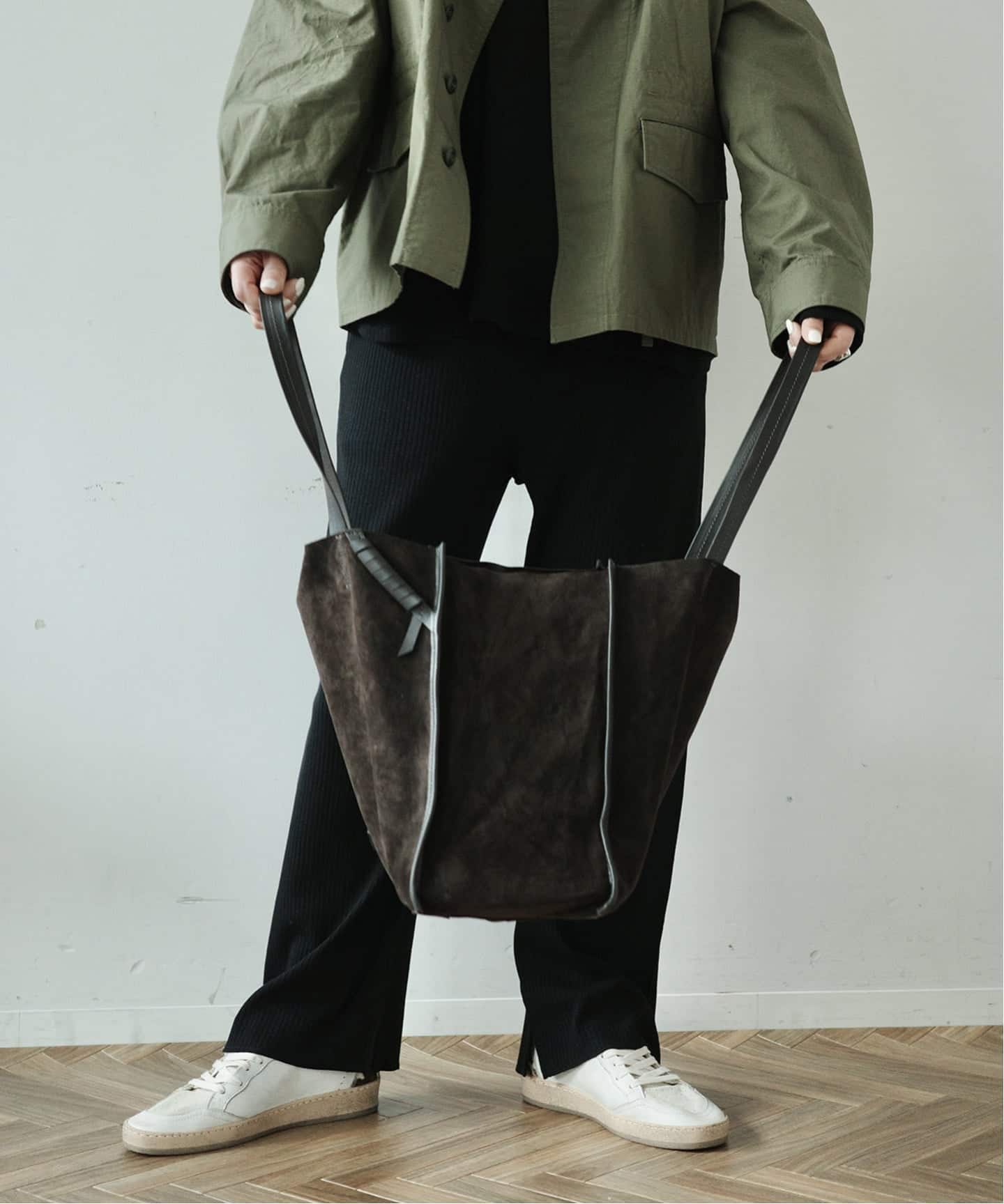 【journal standard luxe】CATARZIミニショルダー CATARZI】 SQUARE TOTE SWEDE（その他バッグ）｜journal standard luxe