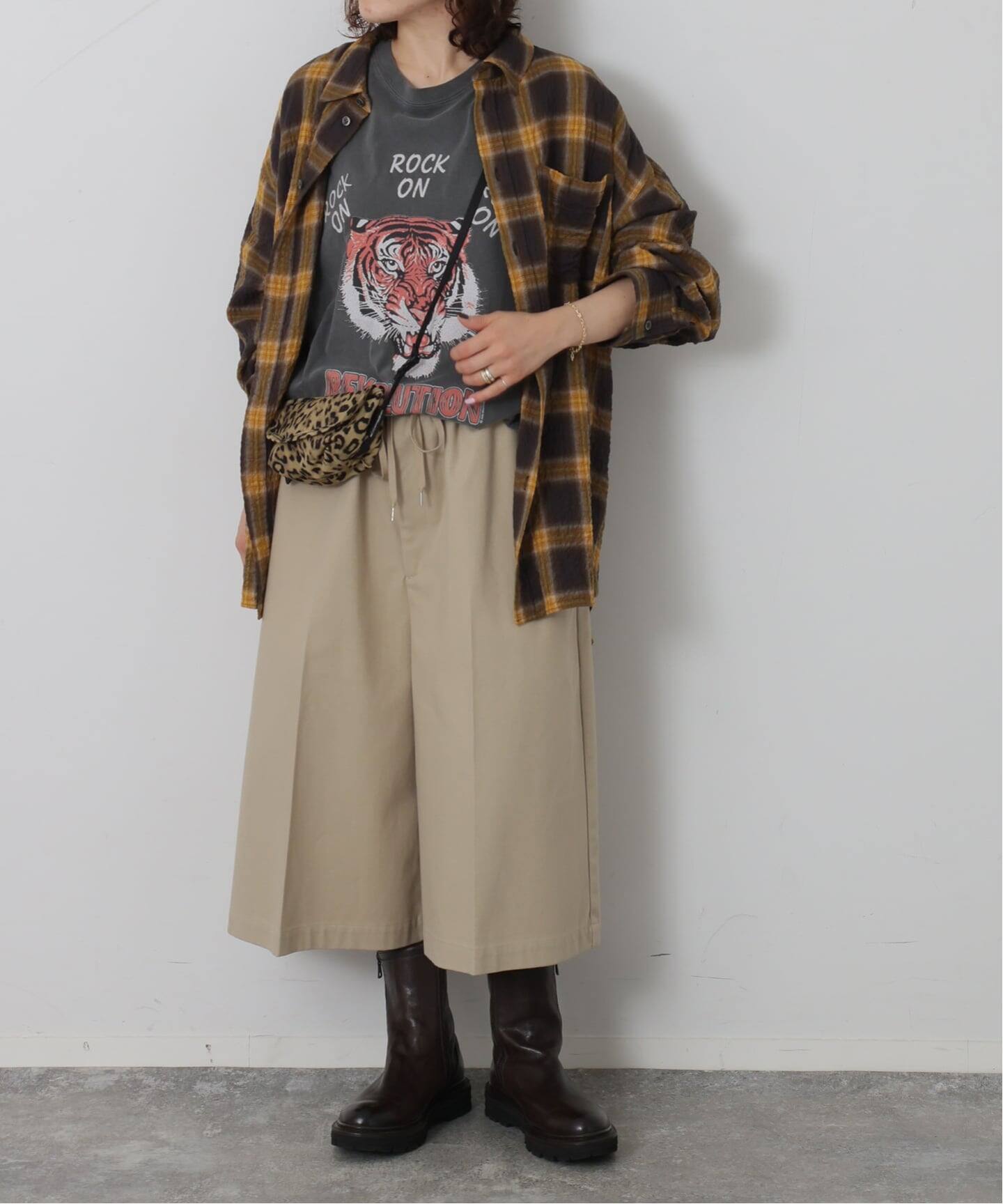 amiacalva 】 NYLON PORTABLE MESSENGER（ショルダーバッグ）｜journal 