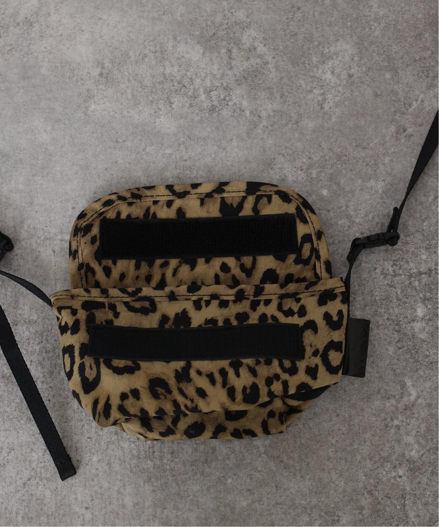 amiacalva 】 NYLON PORTABLE MESSENGER（ショルダーバッグ）｜journal