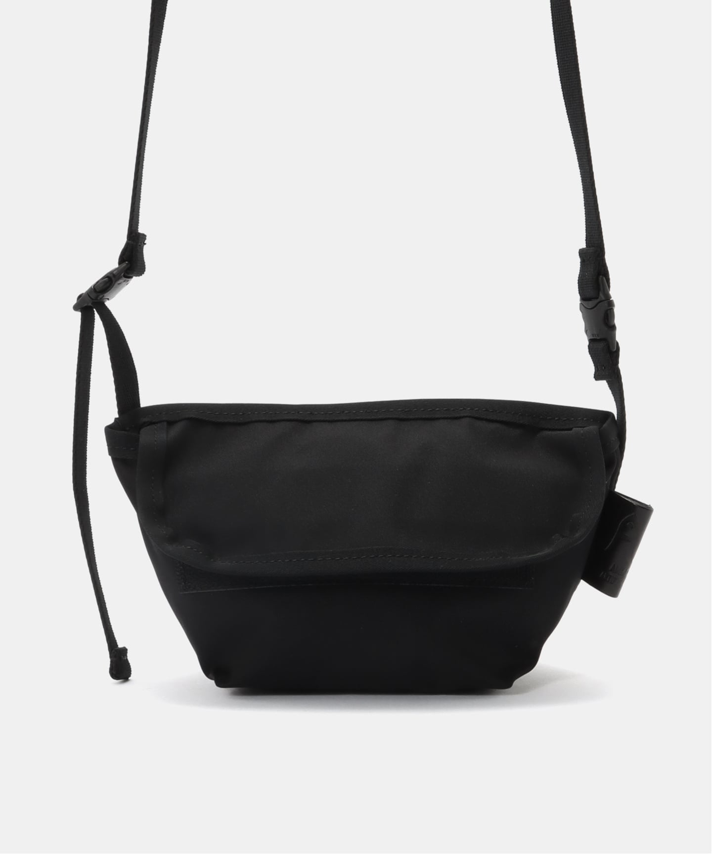 amiacalva】GABARDINE PORTABLE MESSENGER（メッセンジャーバッグ