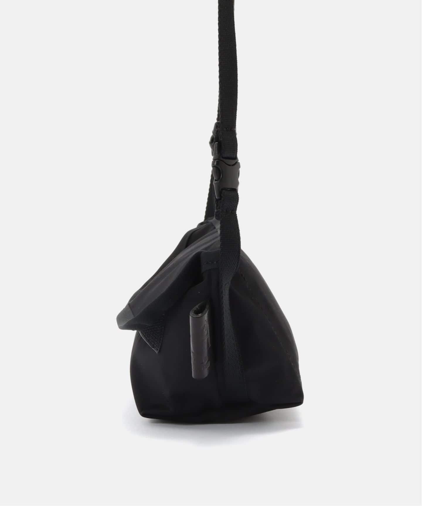 amiacalva】GABARDINE PORTABLE MESSENGER（メッセンジャーバッグ