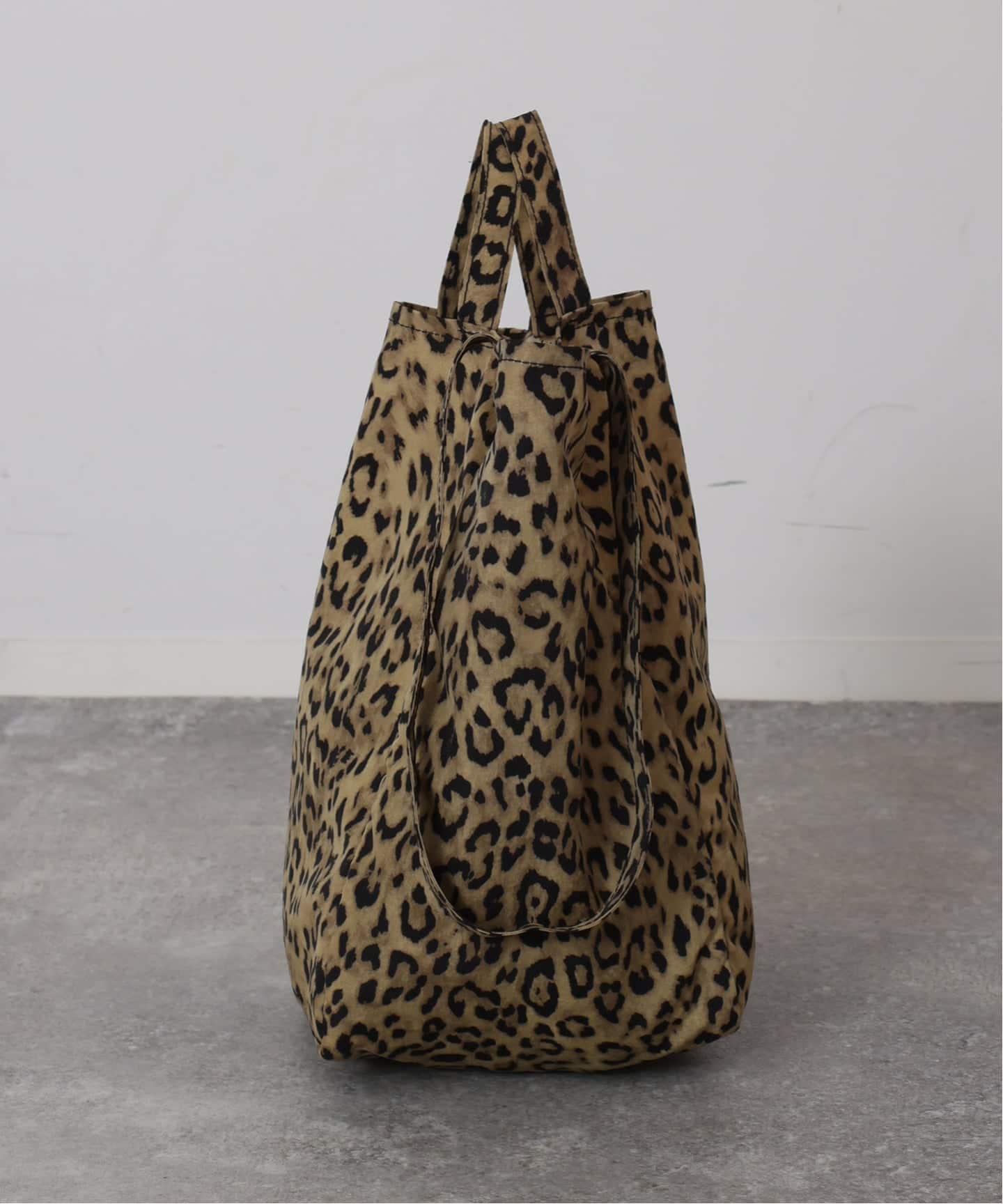 amiacalva】 EASY BAG(M)（ショルダーバッグ）｜journal standard luxe