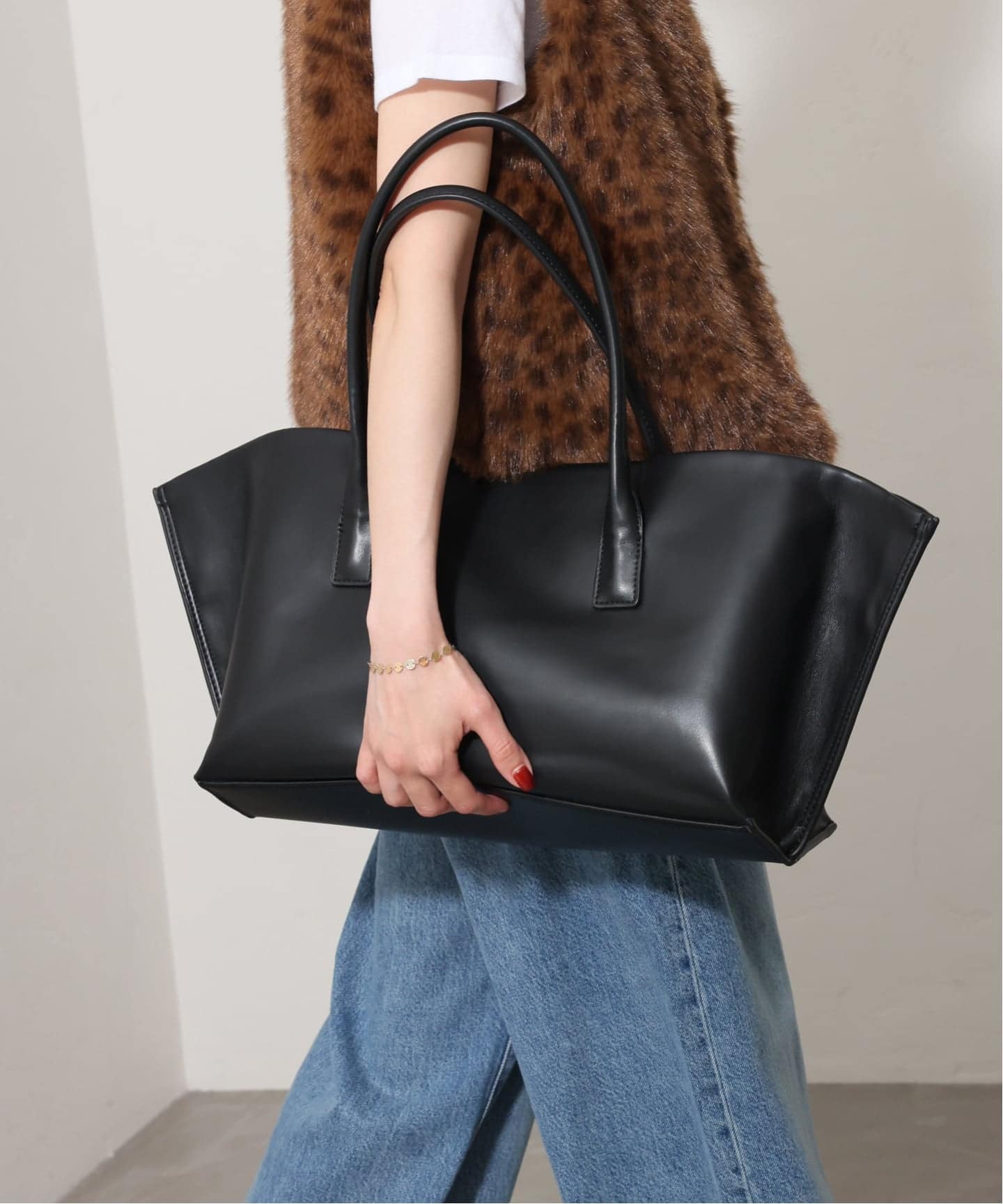URBAN EXPRESSIONS】 Levi：トートバッグ（トートバッグ）｜JOURNAL