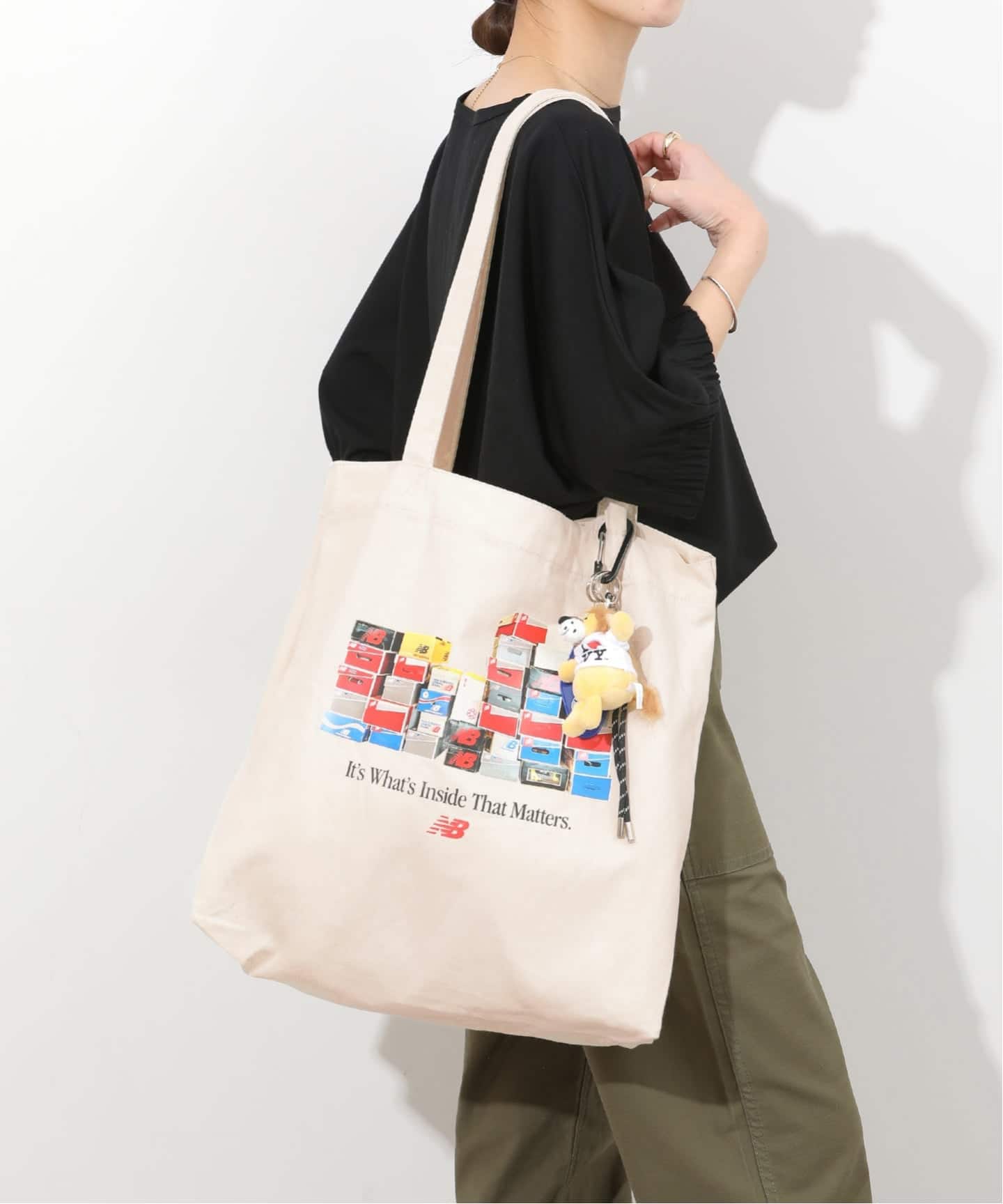 WEB限定》【NEW BALANCE/ニューバランス】グラフィックトート（トート