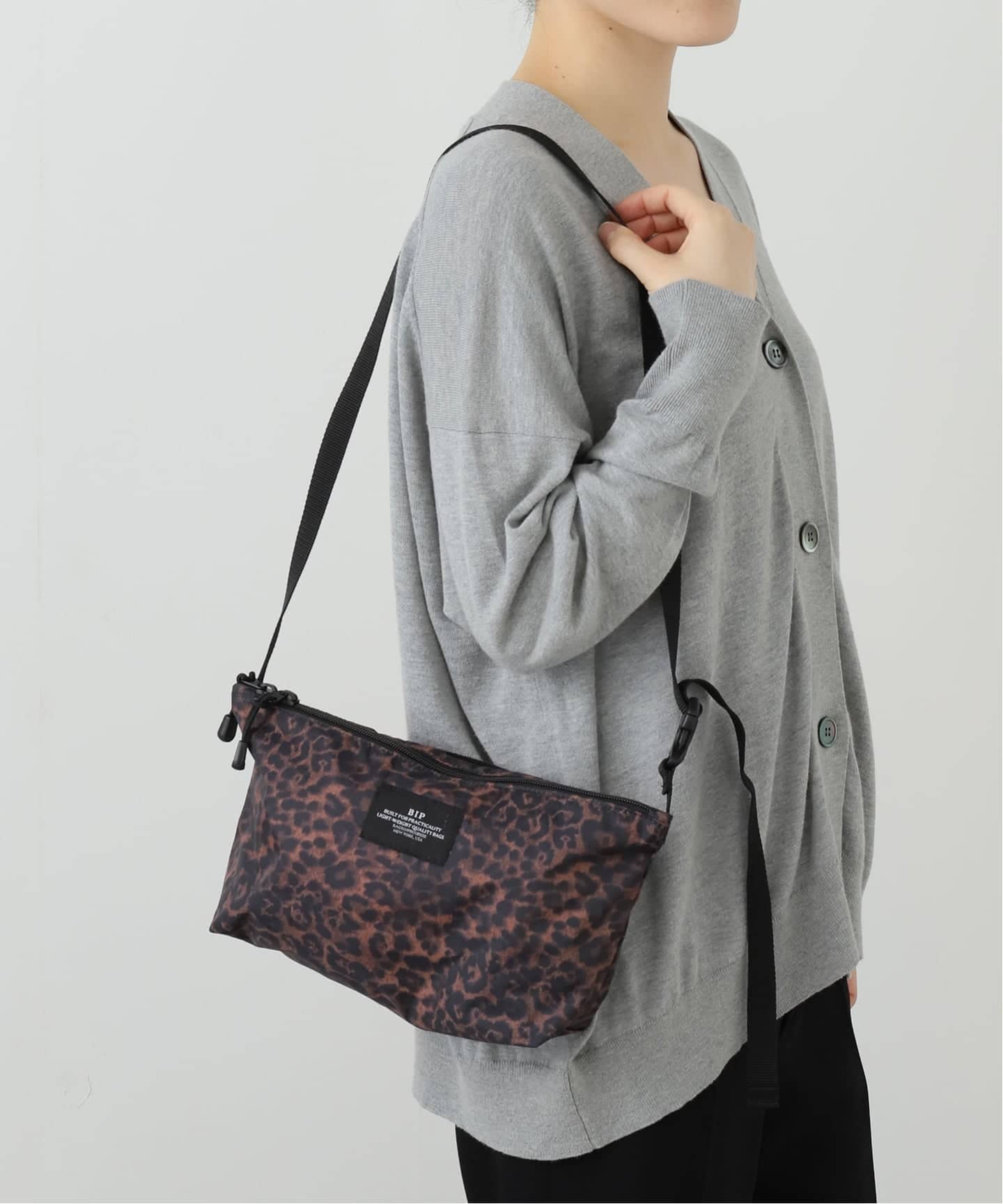 WEB限定追加》【BAGS IN PROGRESS】FANNY PACK CROSSBODY LEOPARD