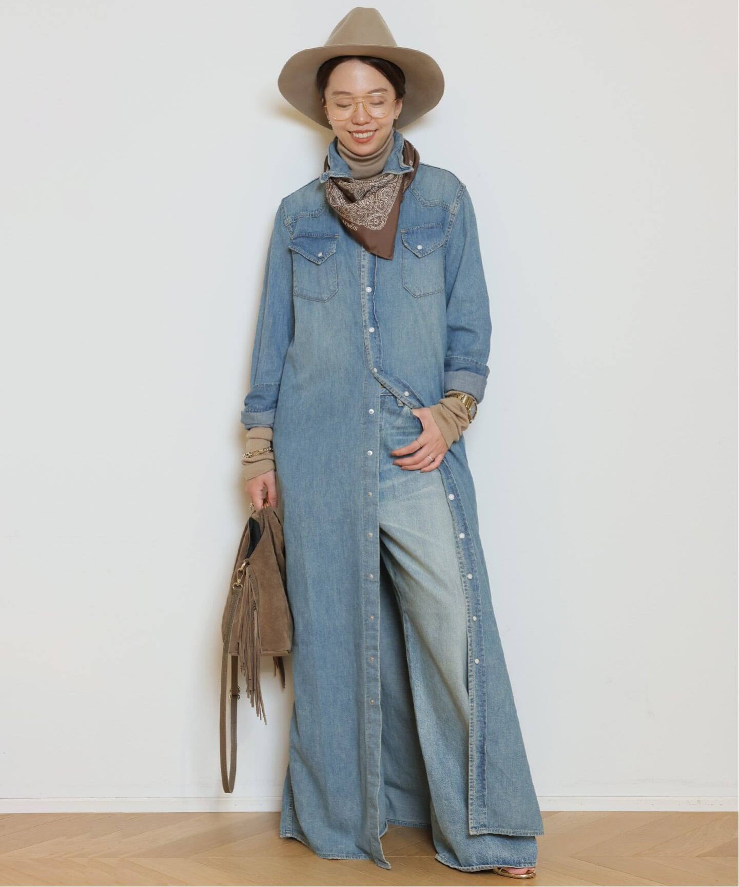 AULENTTI/オウレンティ】SUEDE FRINGE RING バッグ（ショルダーバッグ 