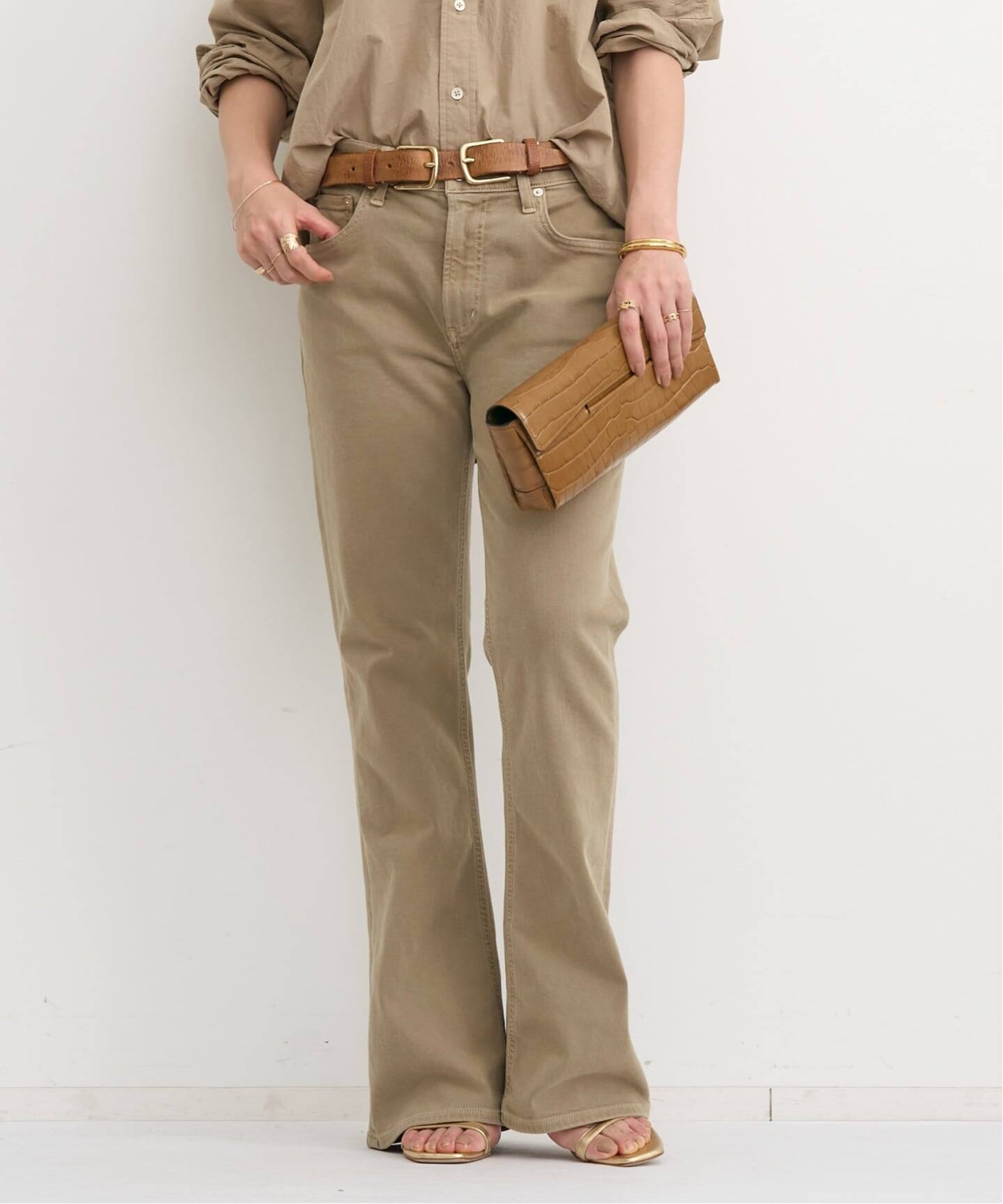 TOTEME/トーテム】 T CLUTCH SOFT CROCO EMBOSSED（クラッチバッグ