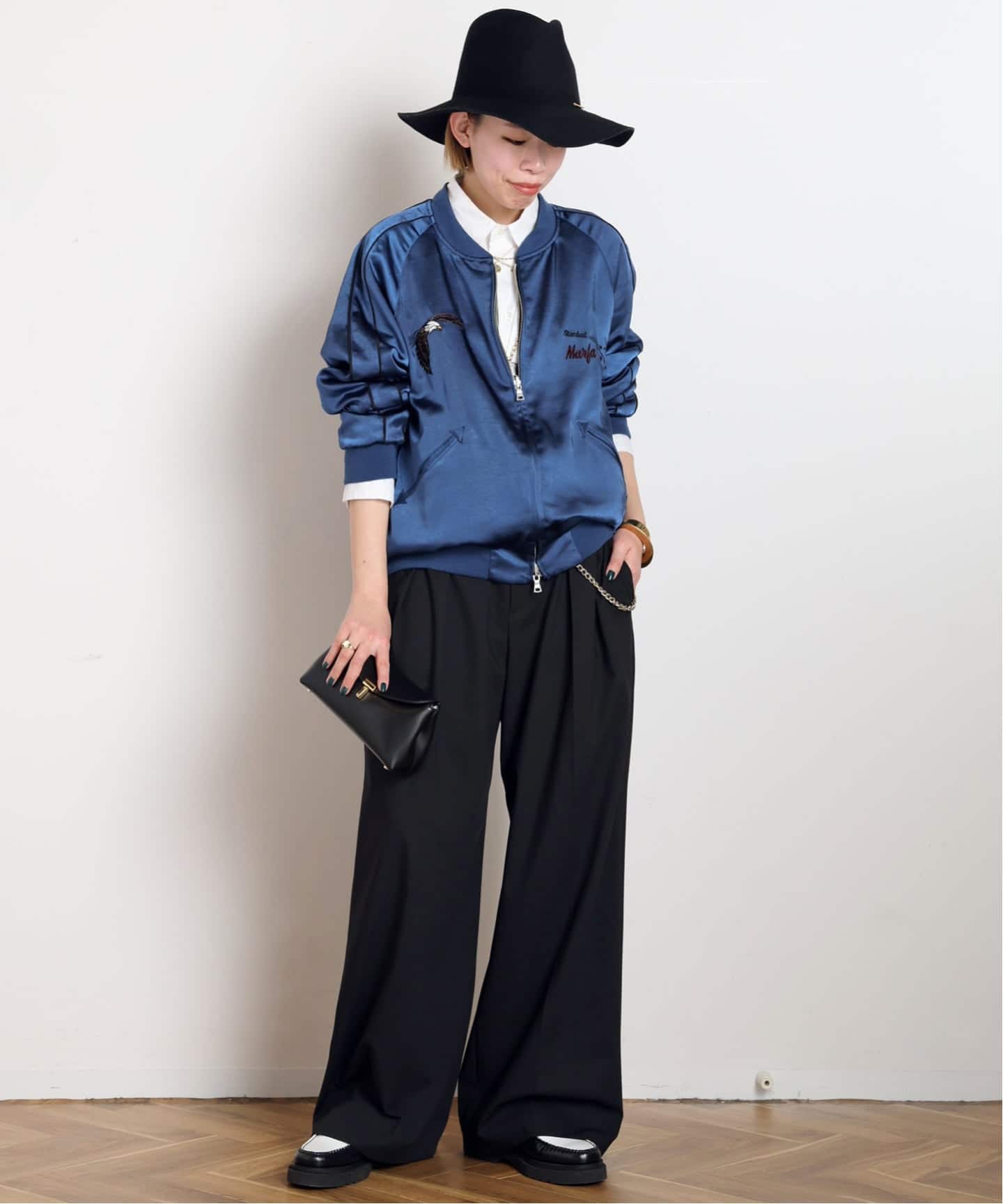 TOTEME/トーテム】MINI T-LOCK LEATHERCLUTCH（クラッチバッグ）｜AP