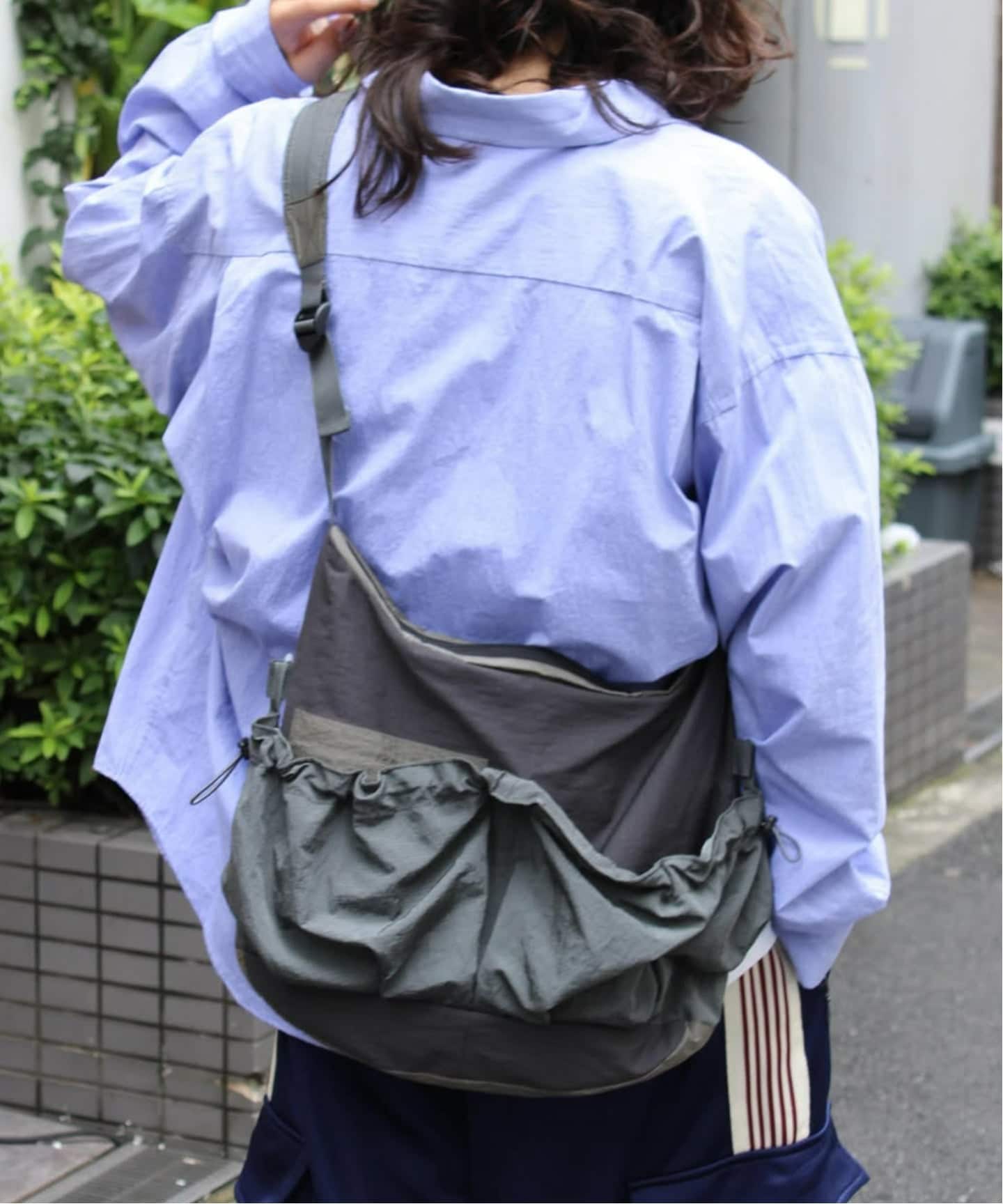 Dan Gee ブラック ショルダーバッグ Dan Gee / ダン ジー Poly Bag 2.0（ショルダーバッグ）｜WISM